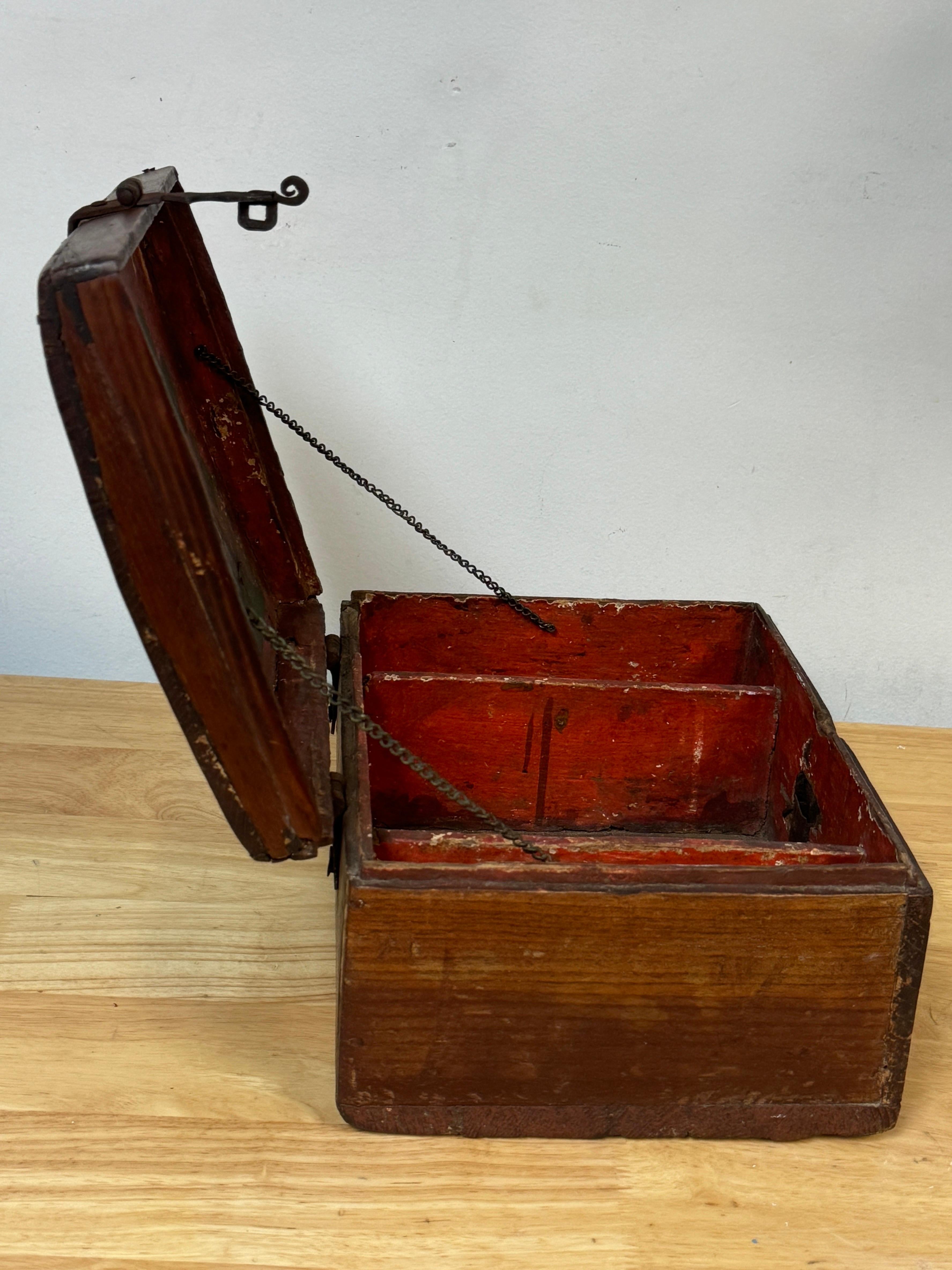 18th Century Dutch Walnut & Iron Polychromed Domed Table Box For Sale 8