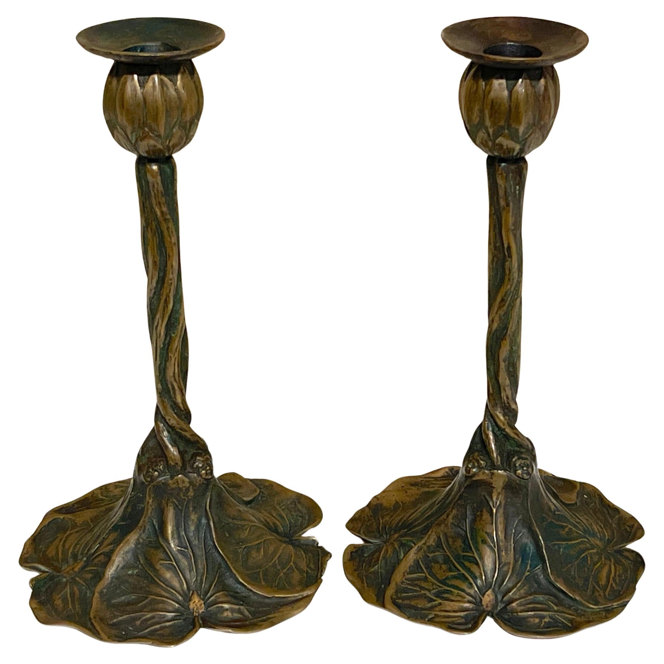 Candelieri in bronzo Art Nouveau con ninfe d'acqua, firmati CH Barr, 1902