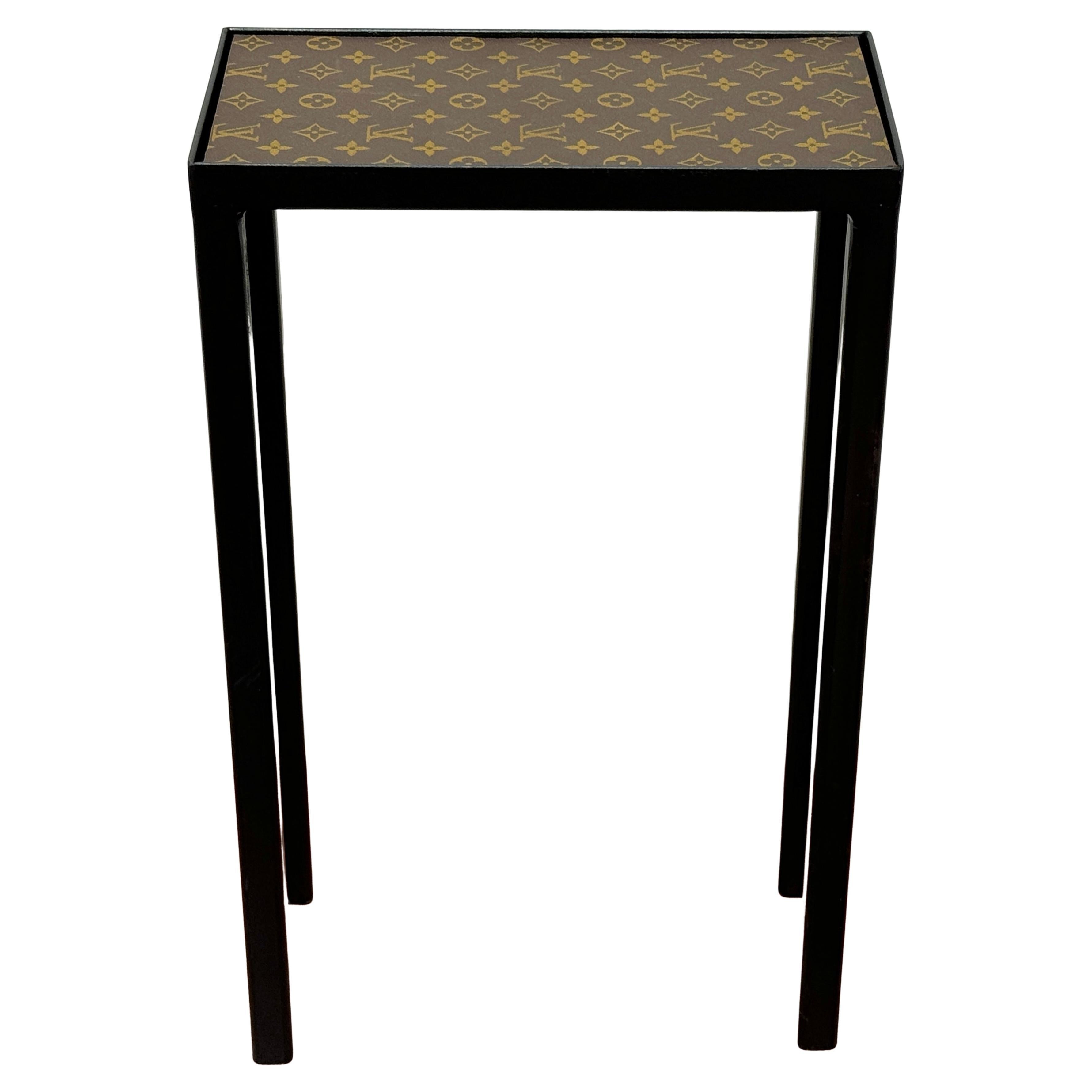 Vintage Louis Vuitton LV Segeltuch & Schmiedeeisen Drinks/Beistelltisch, 2. verfügbar