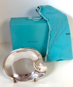 Elsa Peretti for Tiffany Sterling Silver Thumbprint Bowl with Box