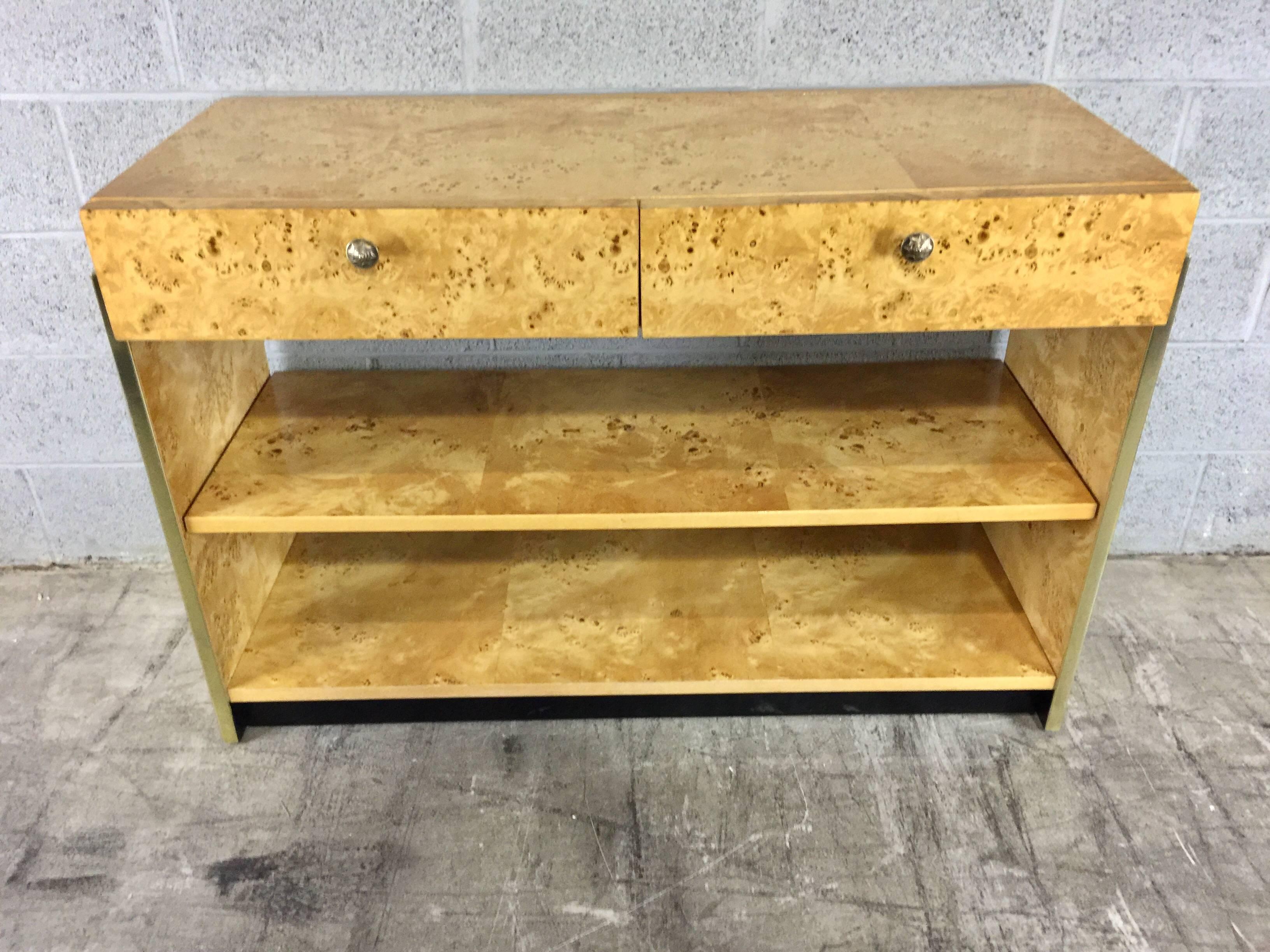 Milo Baughman Mid-Century Modern burl sideboard by Founders
Of rectangular form, fitted with two drawers 6