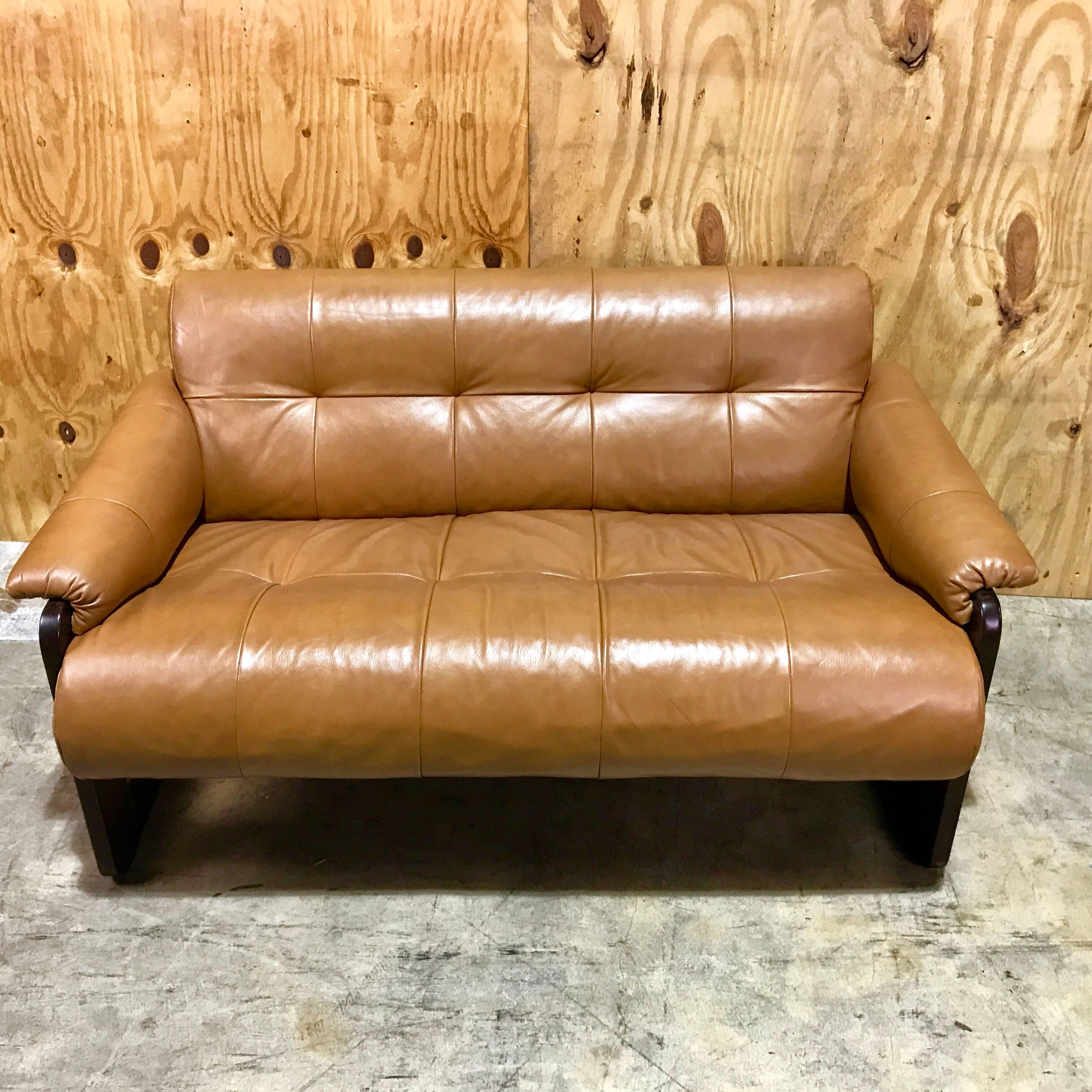 Mid-Century Modern Brazilian Rosewood and Camel Leather Loveseat by Percival Lafer