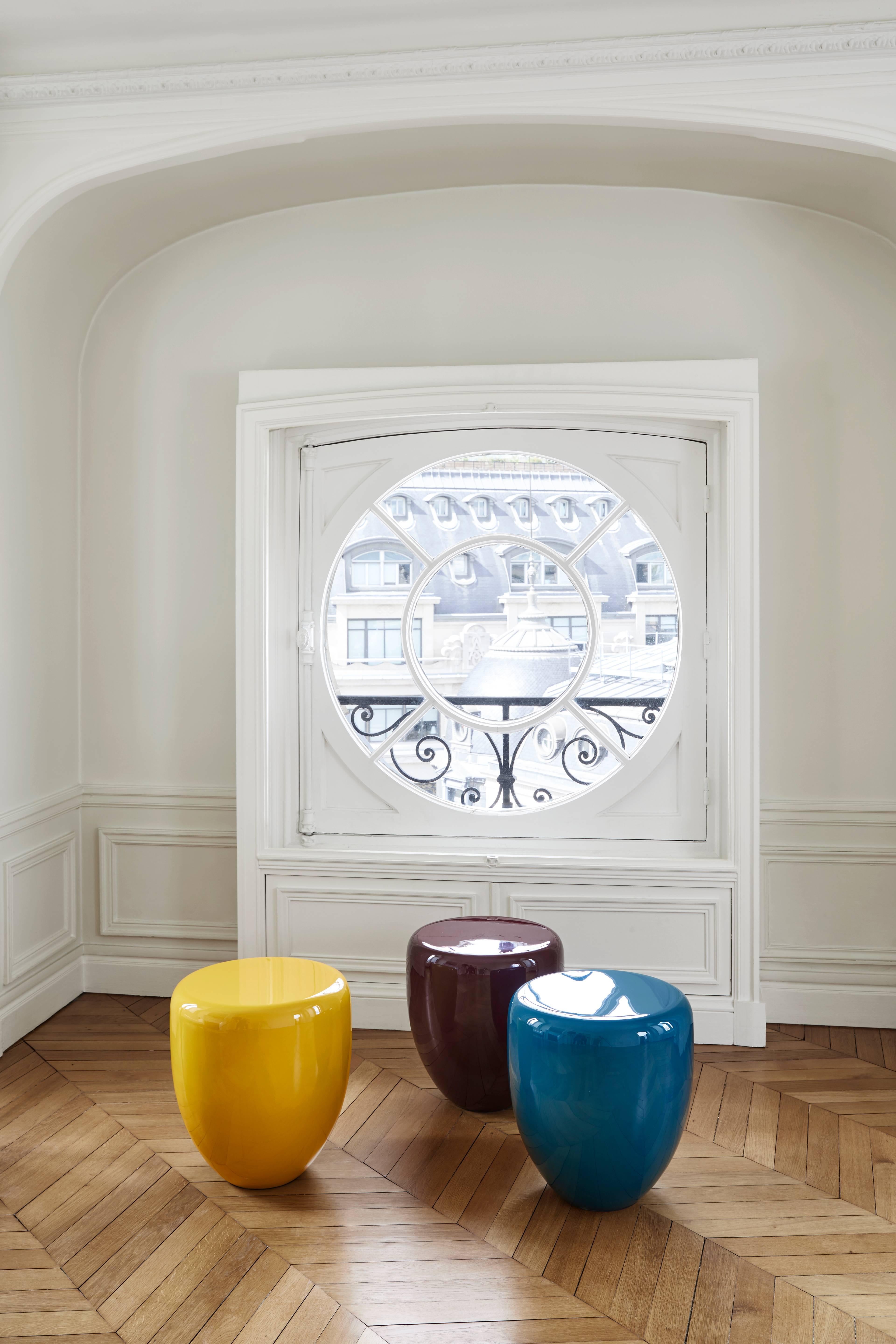 Beistelltisch, persischer blauer DOT S von Reda Amalou Design, glänzender oder mattierter Lack im Zustand „Neu“ im Angebot in Paris, FR
