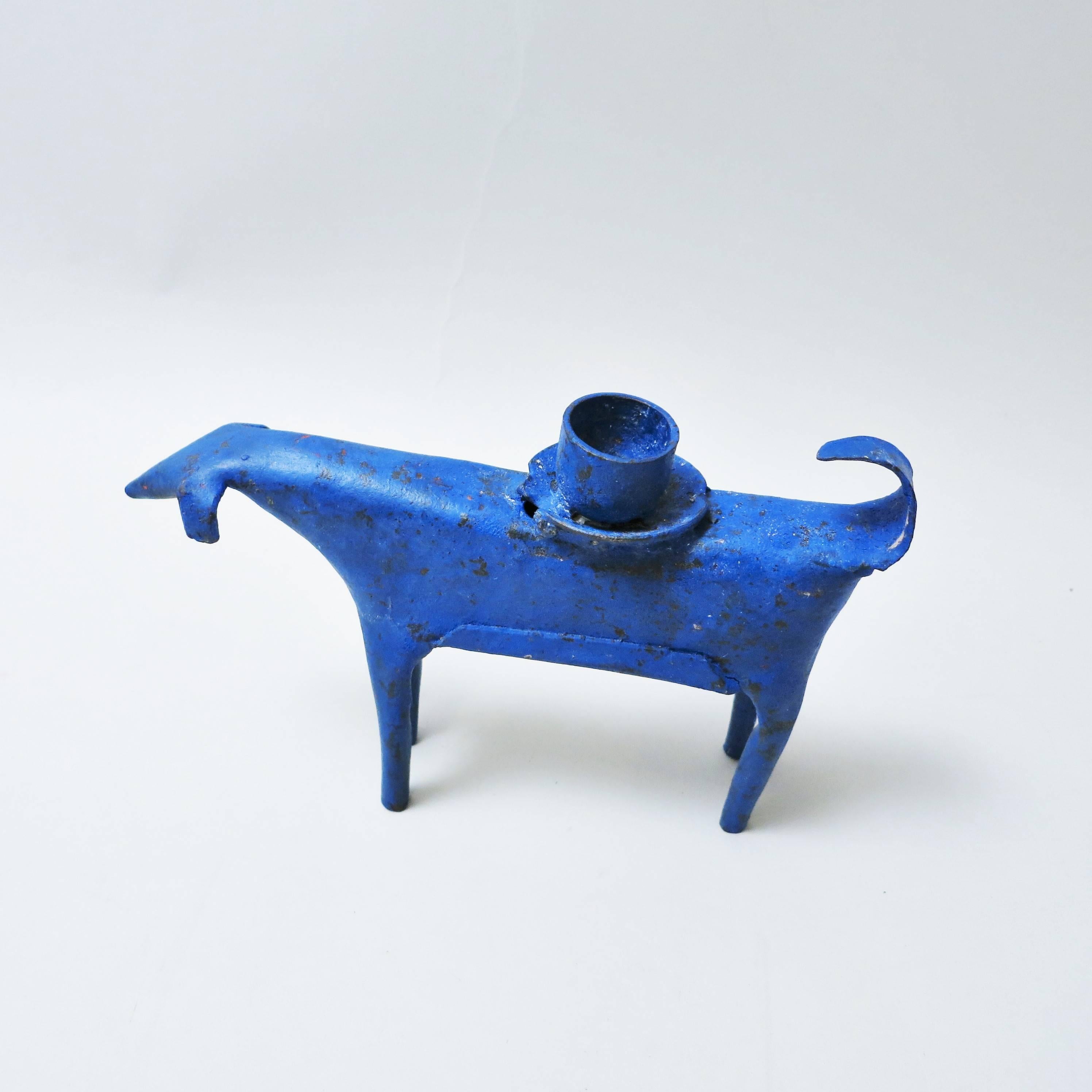Brutalist candleholder in the shape of a blue dog in the style of Gio Ponti and Paolo De Poli, circa 1955.