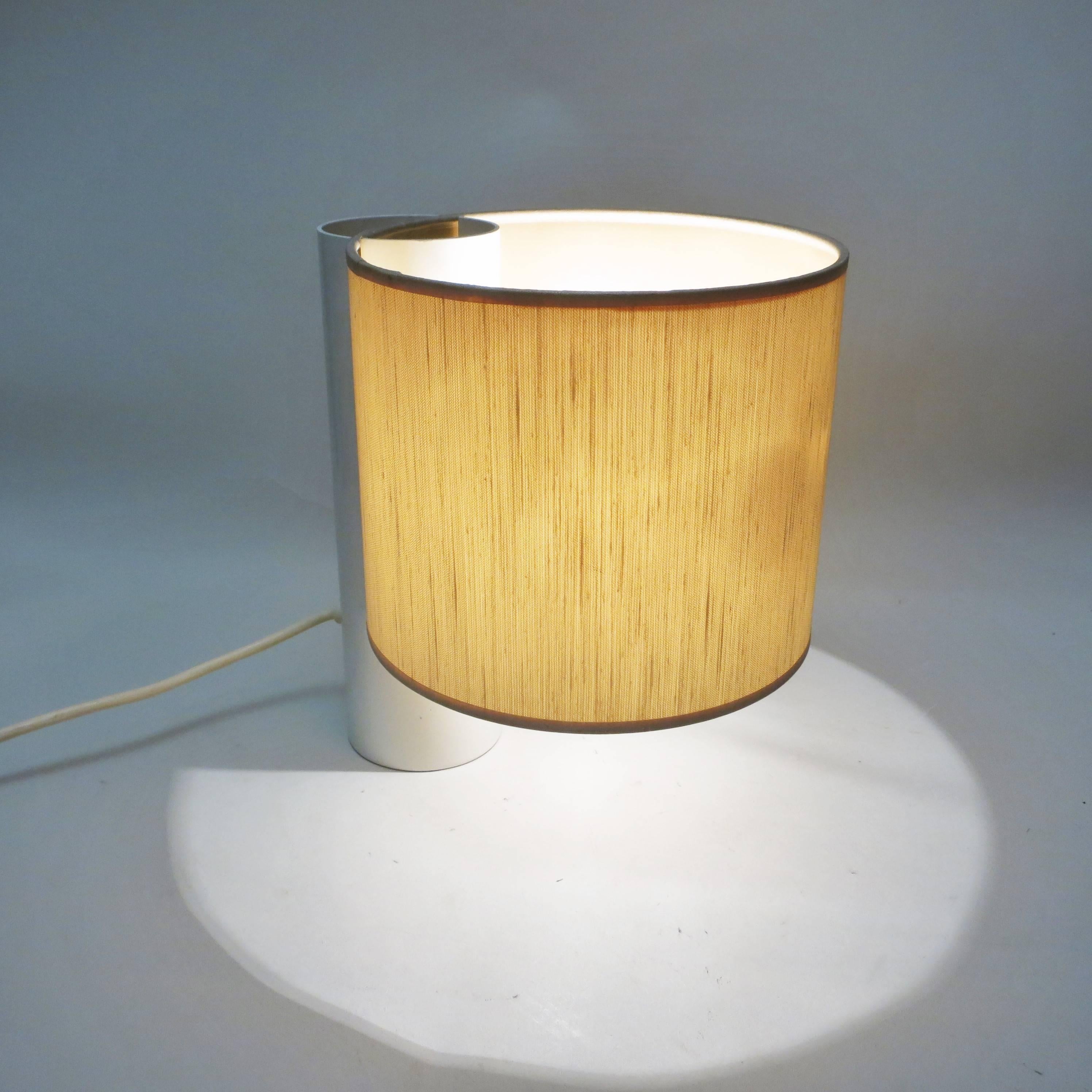 Metal Italian Mid-Century Modern Lamp 