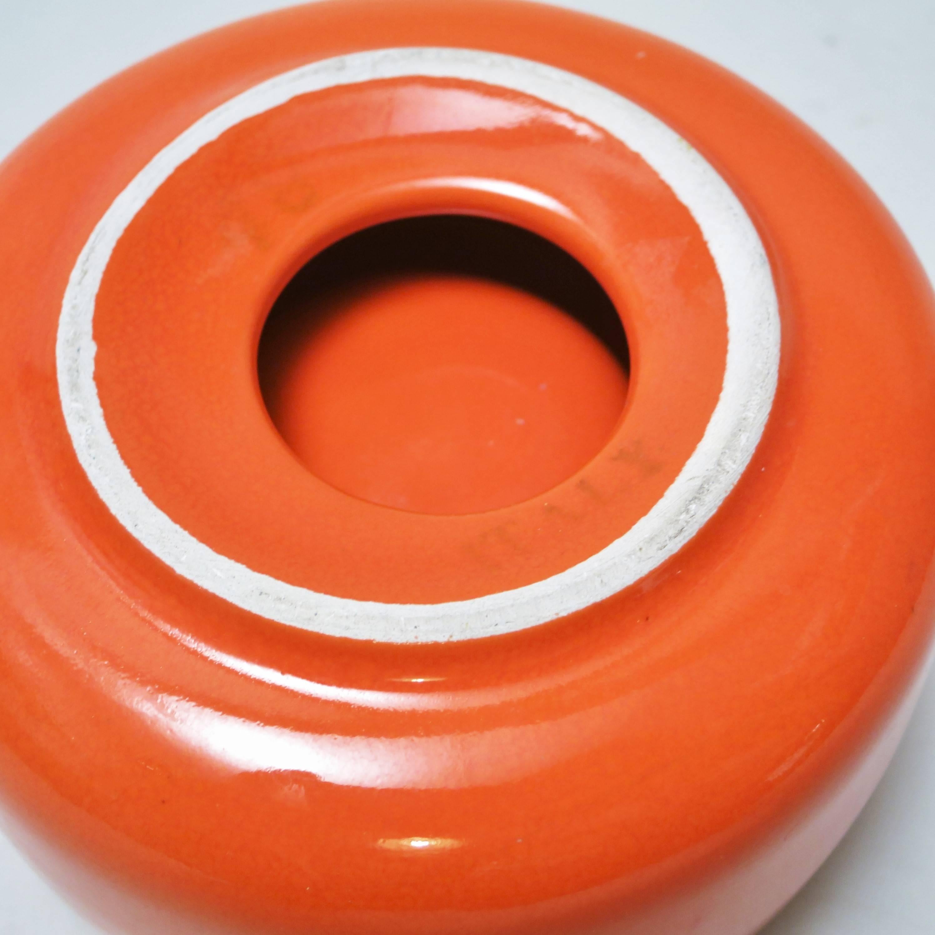 1970s Orange Ceramic Ashtray by Pino Spagnolo and Sicart In Excellent Condition For Sale In Paris, FR