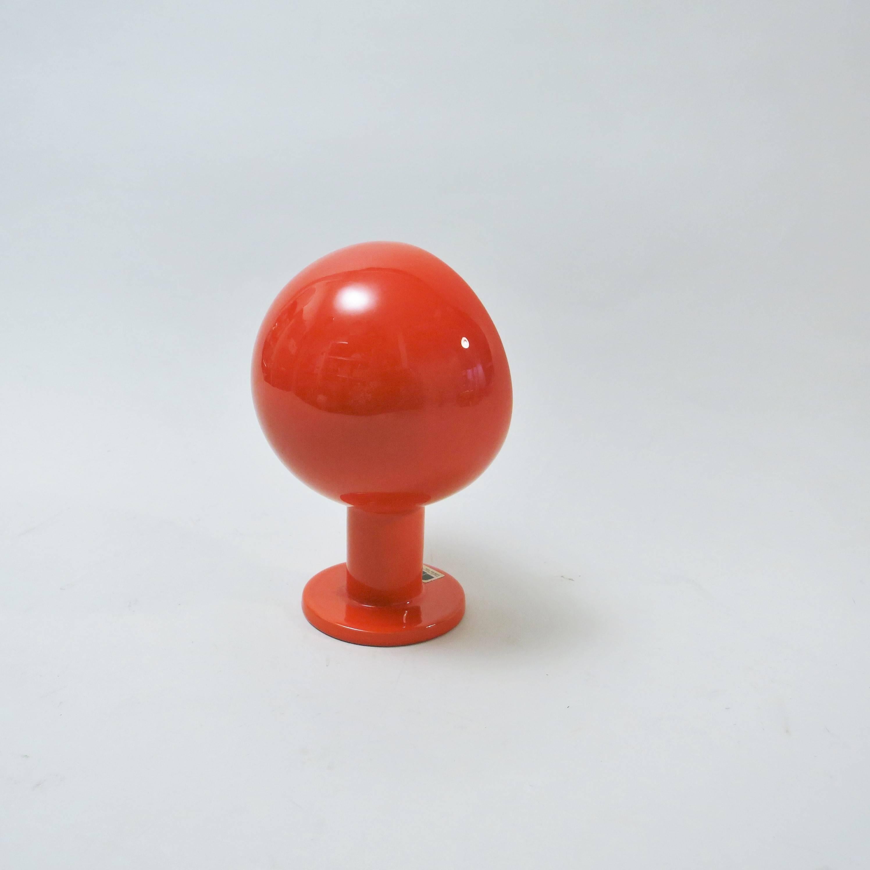 Little table mirror in red glazered ceramic designed by Ambrogio Pozzi and produced by Franco Pozzi in Italy in the 1970s. 
Labelled by maker on the base and stamped under the base.
 