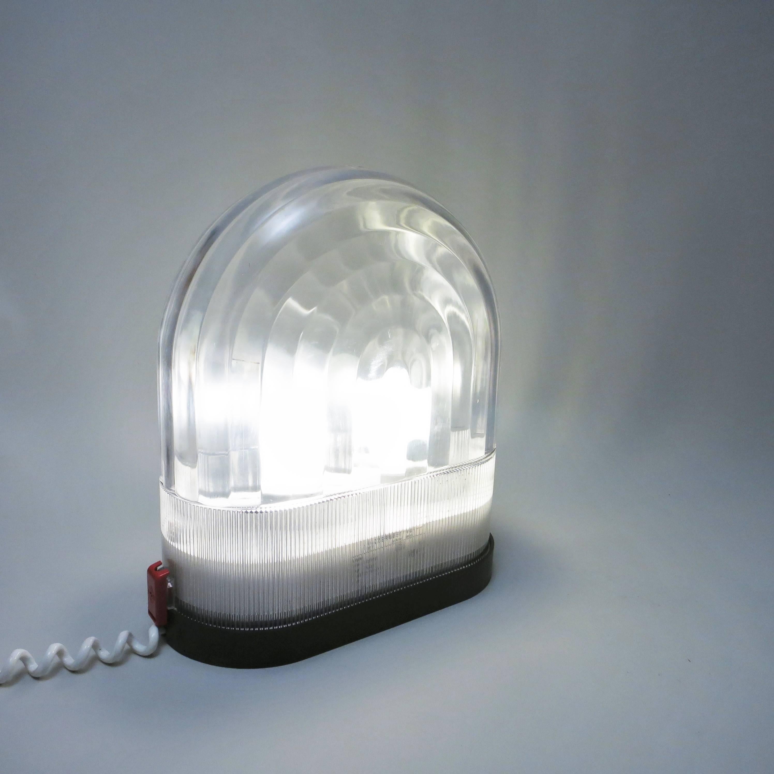 Dome lamp Ciaro desigend by Boccato, Gigante & Zambusi made in plexiglass and plastic by Zerbetto, Padova Italy in the late 1970s. Works with 2 bulbs. Can be used as a table lamp or as a wall lamp