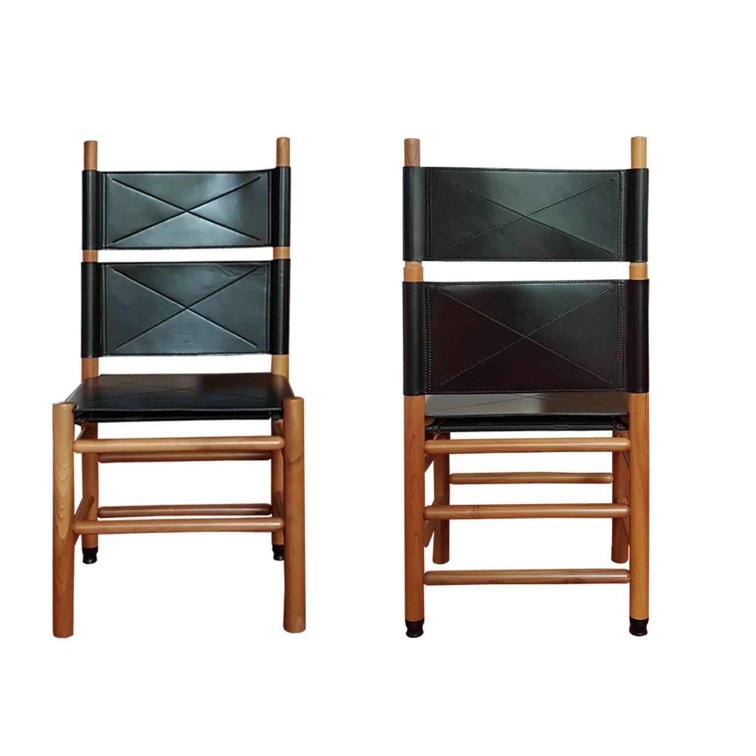 Modern Carlo Scarpa Set of 4 Italian Bernini Walnut Chairs with Black Leather Seat 1977 For Sale
