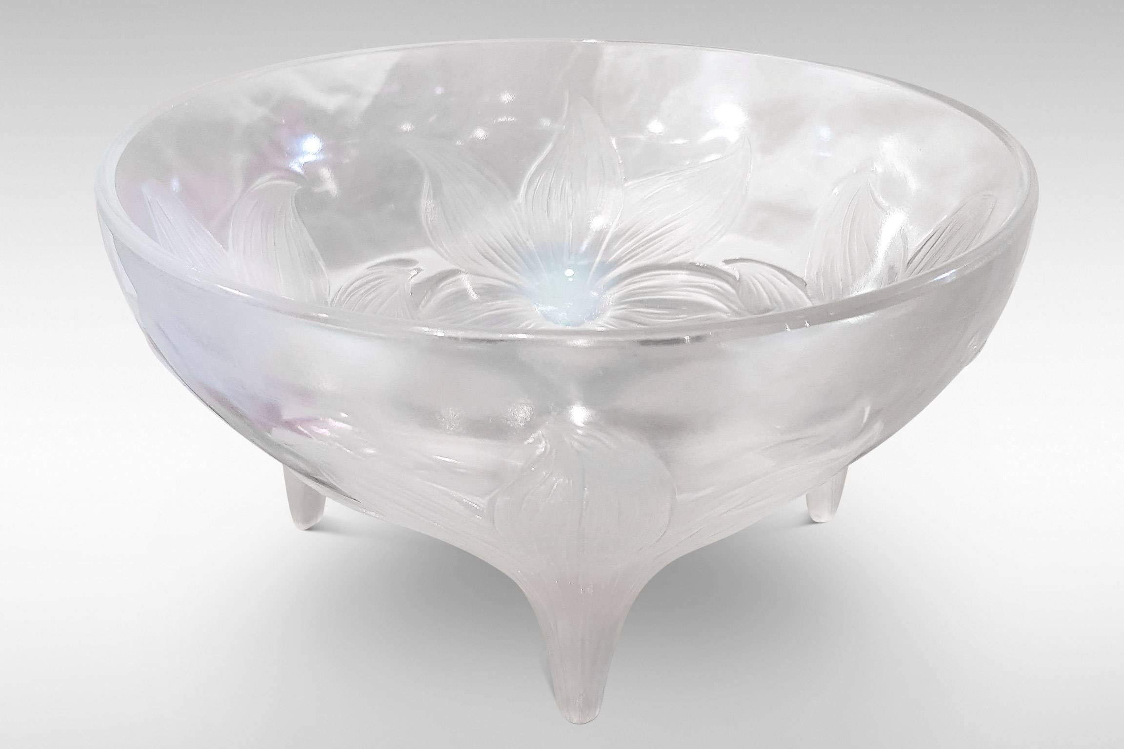 A beautiful Art Deco opalescent glass bowl 'Lys' (Lily) by Rene Lalique,
signed, circa 1930.