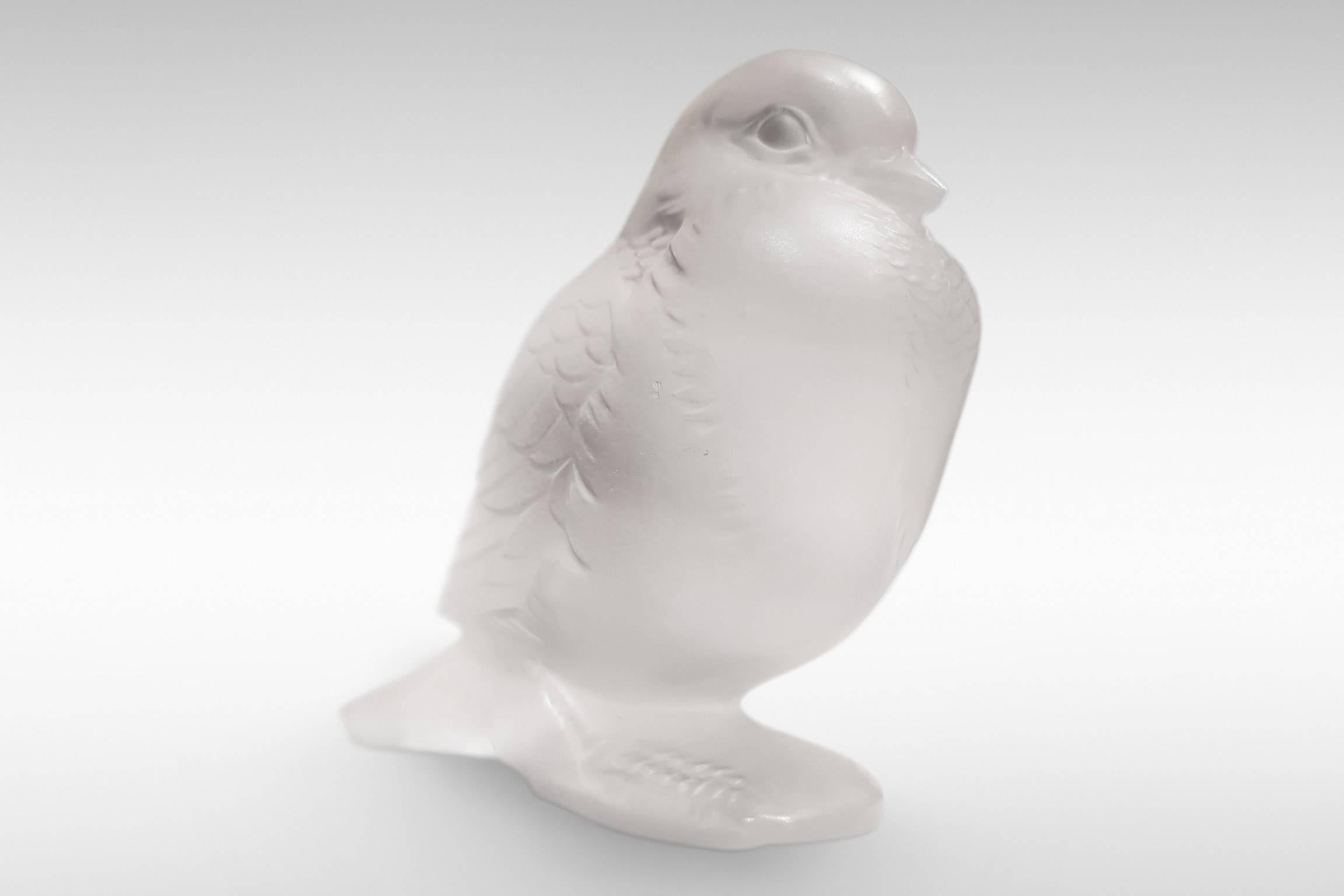 Art Deco 'Moineau au Fier' ‘Crouching Sparrow’ by Rene Lalique in Opalescent Glass For Sale