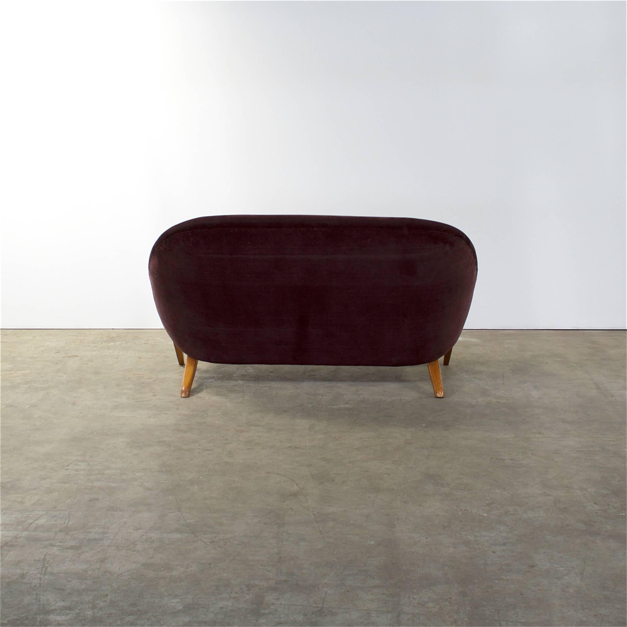 1950s Artifort Sofa “Congo” by Theo Ruth In Good Condition For Sale In Amstelveen, Noord