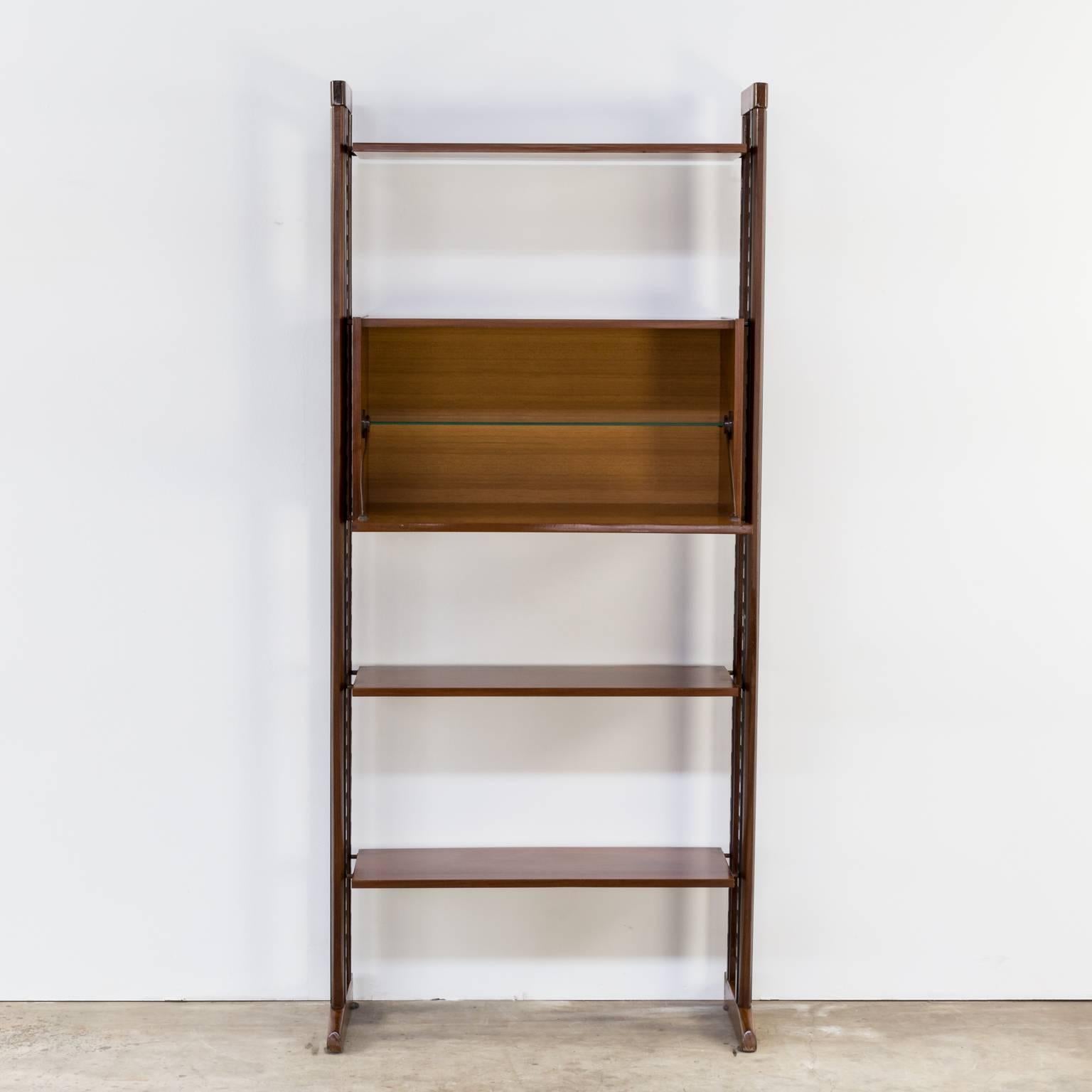 Mid-Century Modern 1950s Vittorio Dassi Style Wall Unit Three Shelves Cabinet For Sale