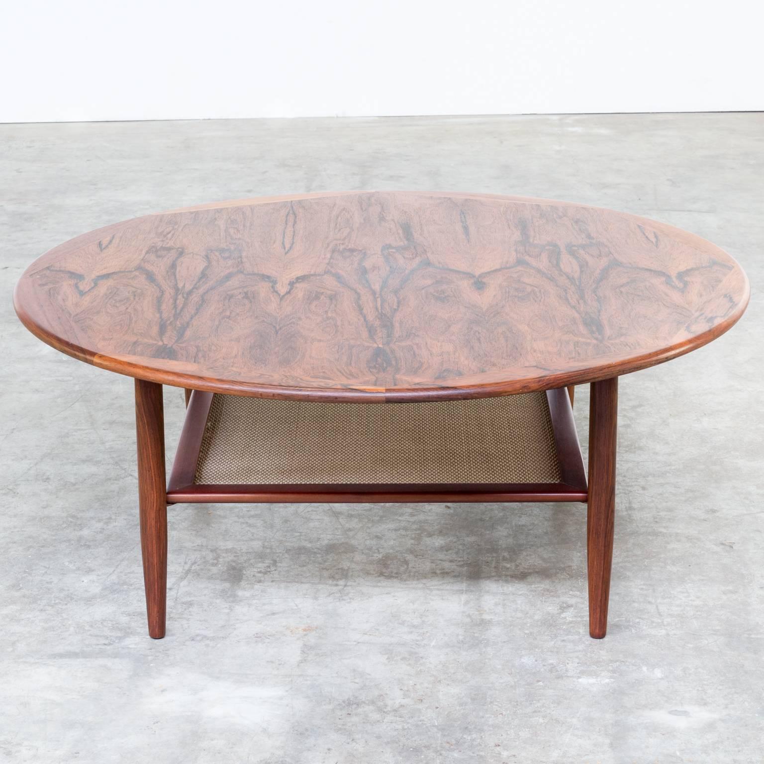 Danish 1970s Rosewood Round Coffee Table, Attributed to Peter Hvidt for France & Son For Sale