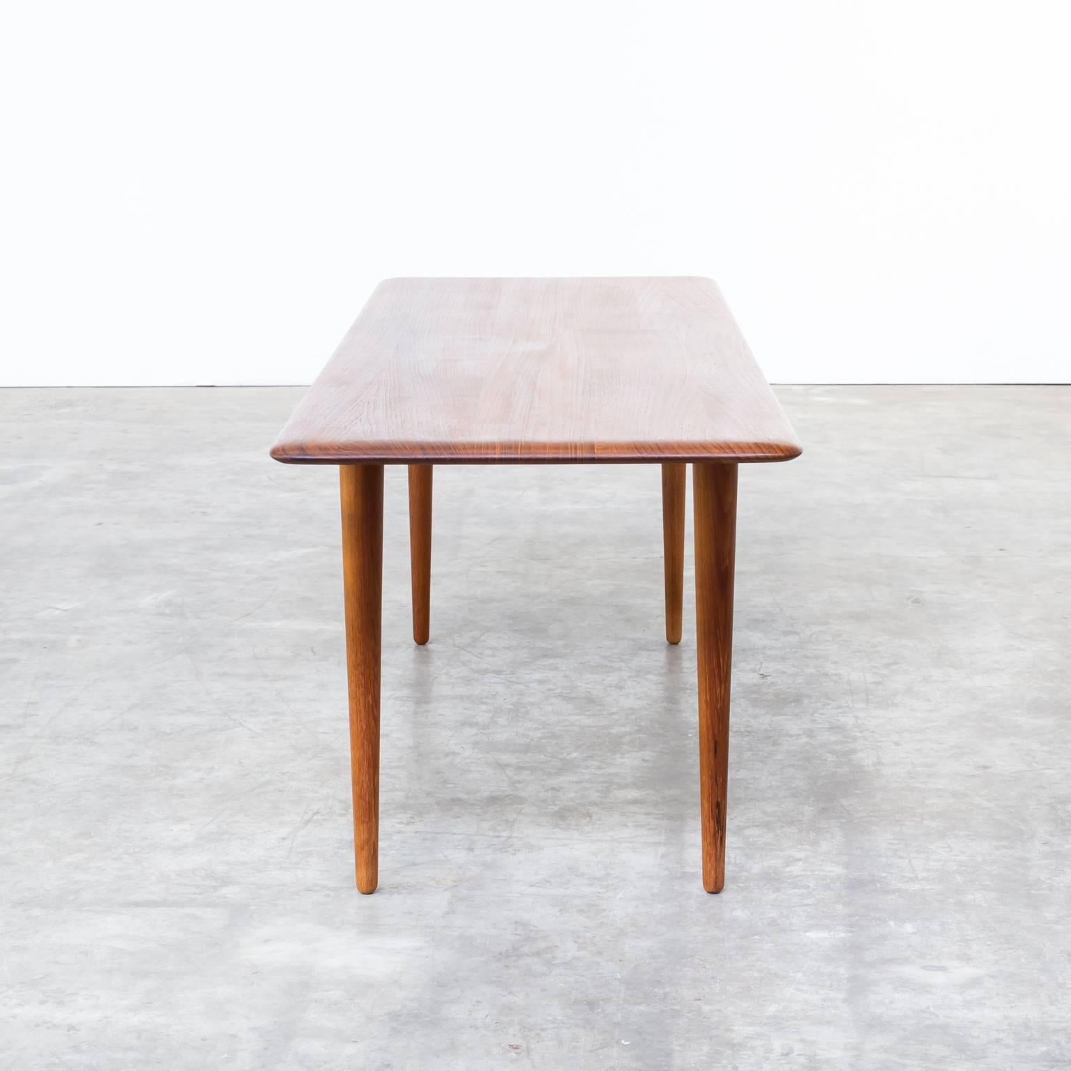 Danish 1960s Peter Hvidt FD156 Design Coffee Table for France & Son