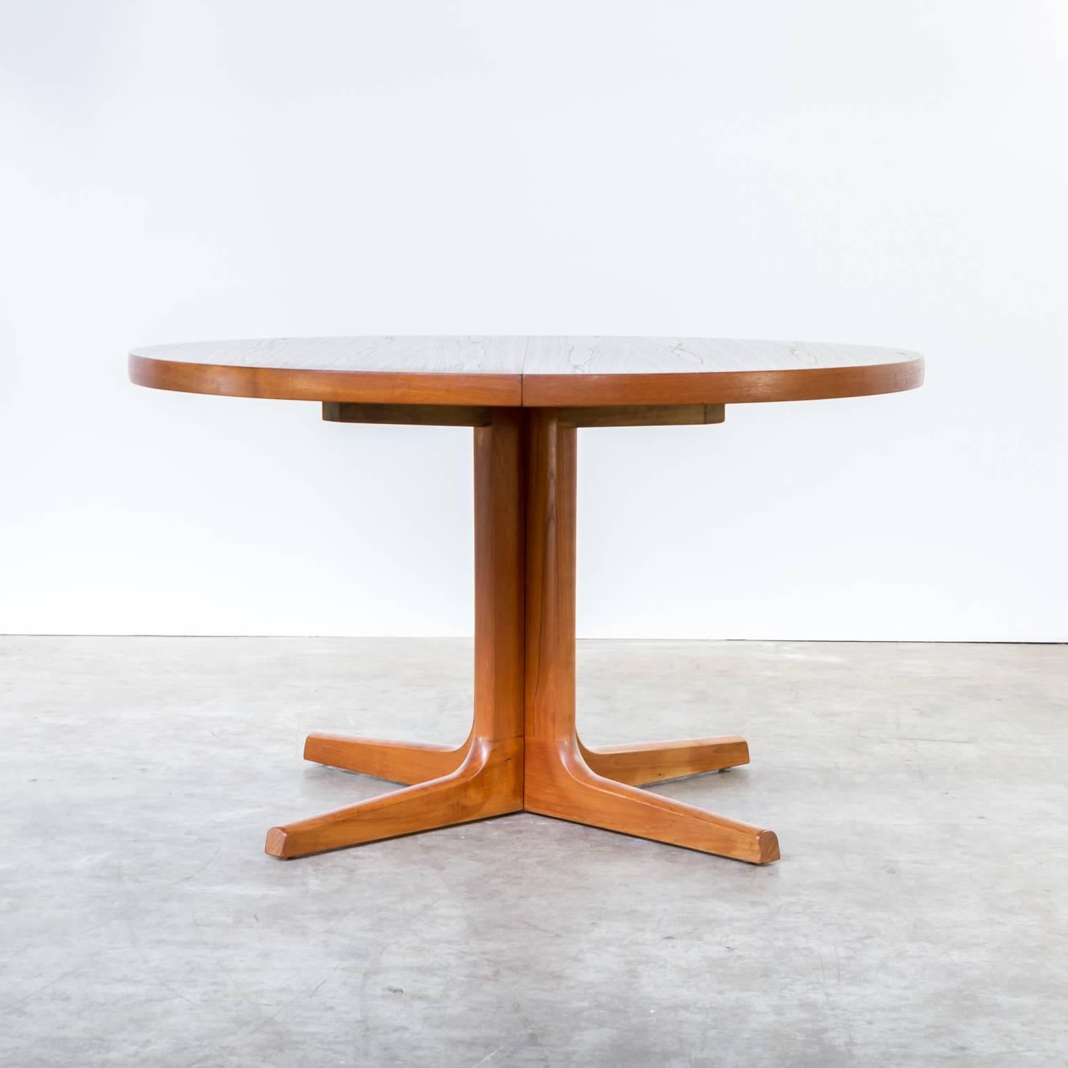 Mid-Century Modern 1960s Teak Oval Dining Table AM Mobler, Denmark