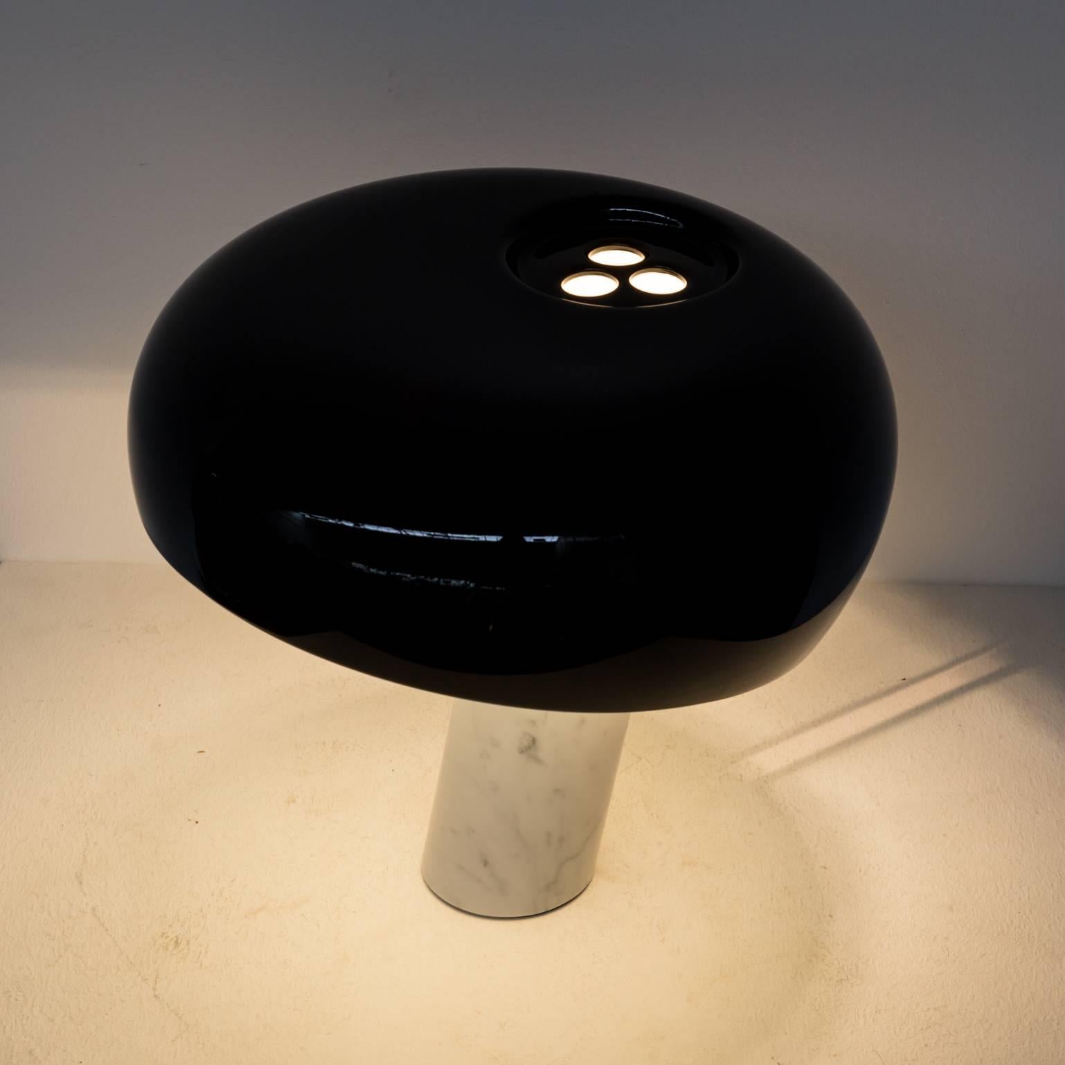 Italian 1960s Achille & Pier Giacome Castiglioni ‘Snoopy’ Table Lamp for Flos For Sale