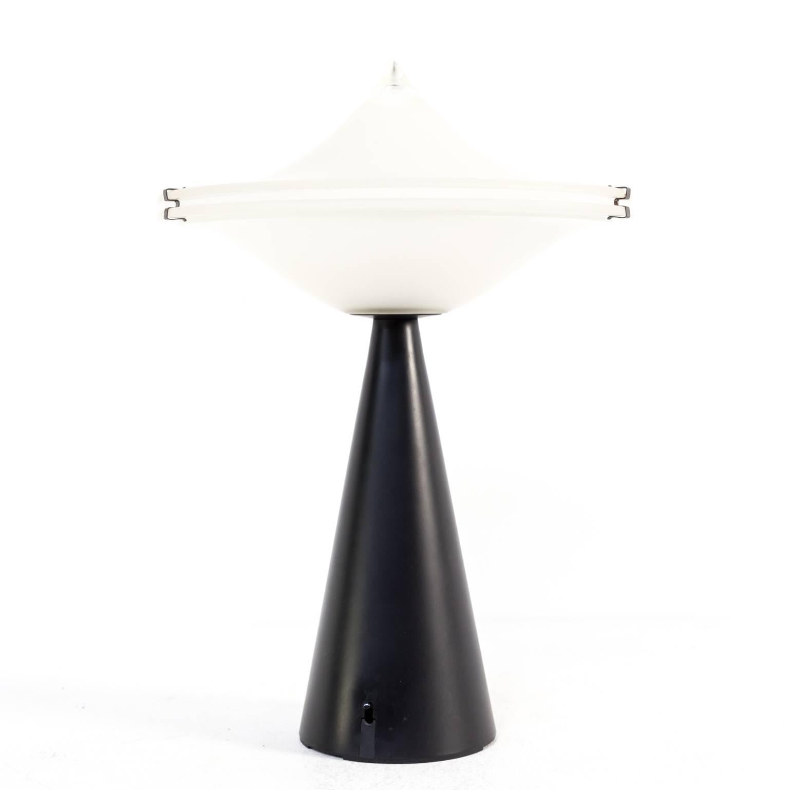 Frosted 1970s Lacca Cesare 'Aliën' Table Lamp for Tre Ci Luce For Sale