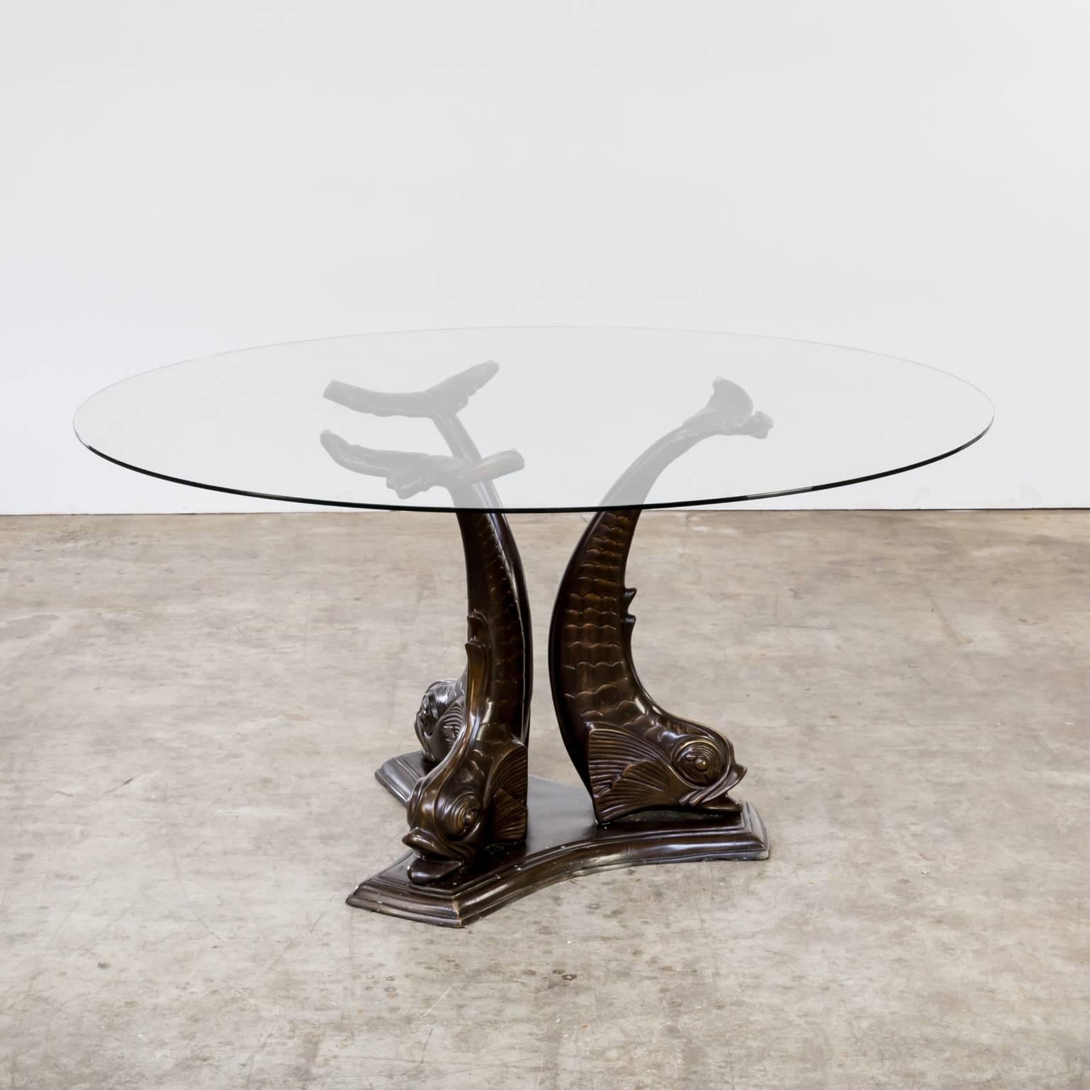 1960s Italian brass koi fish sculptural dining table Ø 150cm in good condition, wear consistent with age and use.