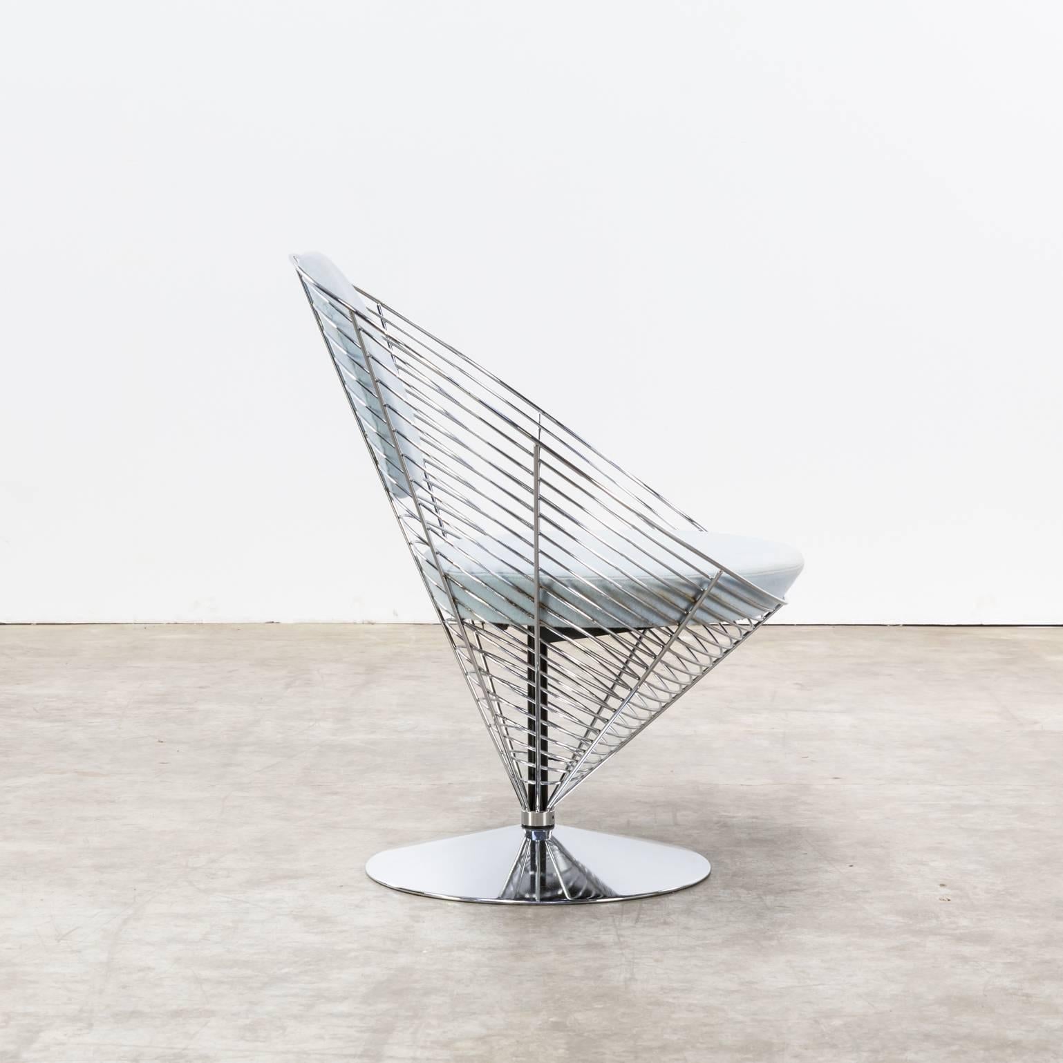 1980s Verner Panton Cone Chair for Fritz Hansen In Good Condition For Sale In Amstelveen, Noord