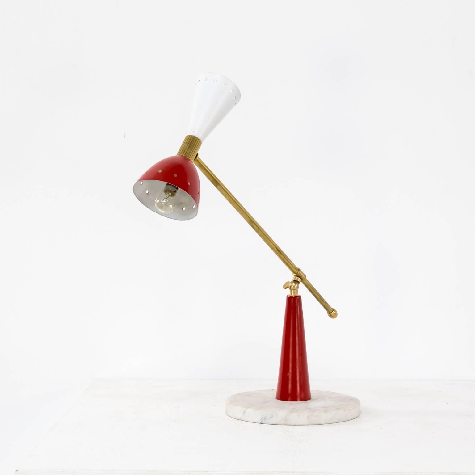 1950s Stilnovo Diabolo table lamp with marble foot. Good and working condition, wear consistent with age and use.