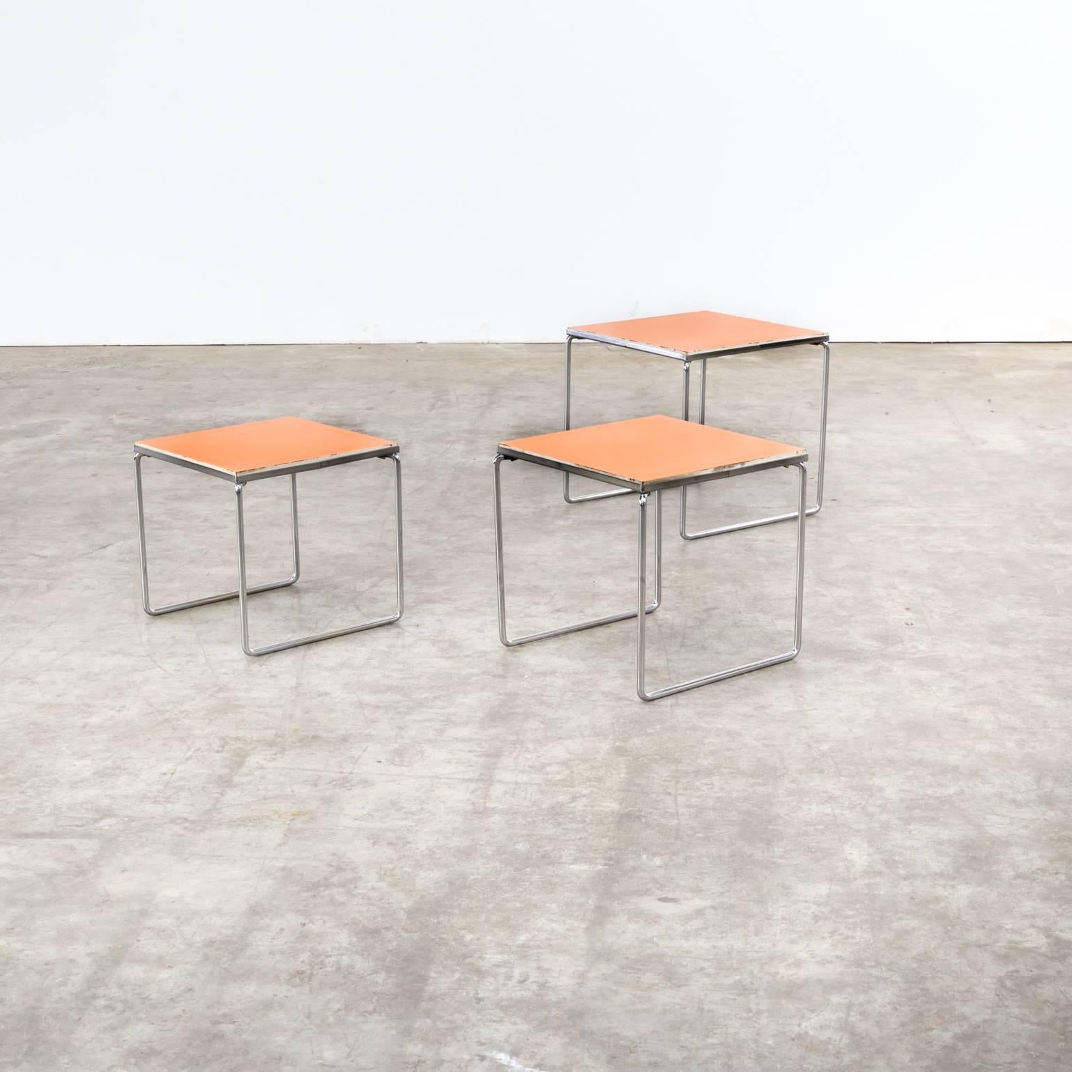 60s Chrome Cube Set Nesting Sidetables In Good Condition For Sale In Amstelveen, Noord