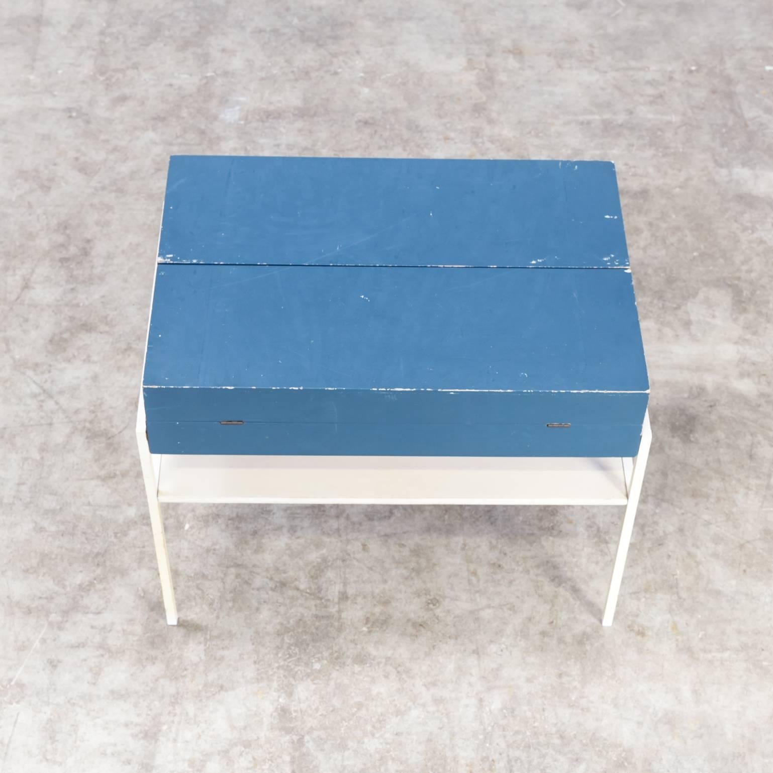 1950s Coen de Vries Sewing Box Table for Tetex For Sale 2