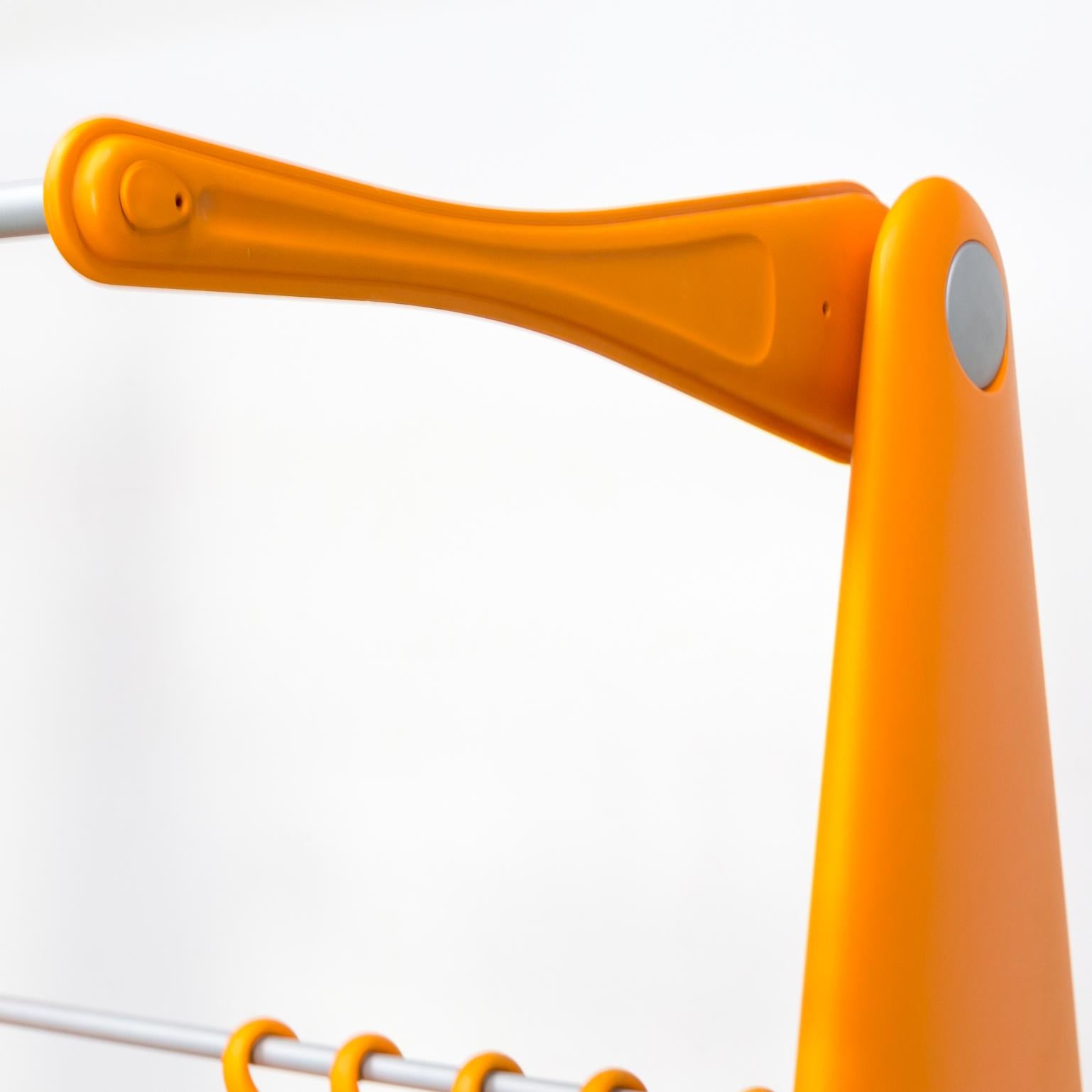E. Terragni Coat Stand ‘Atelier’ & Servetto Lift and Dino Clothes Hangers (Acryl) im Angebot