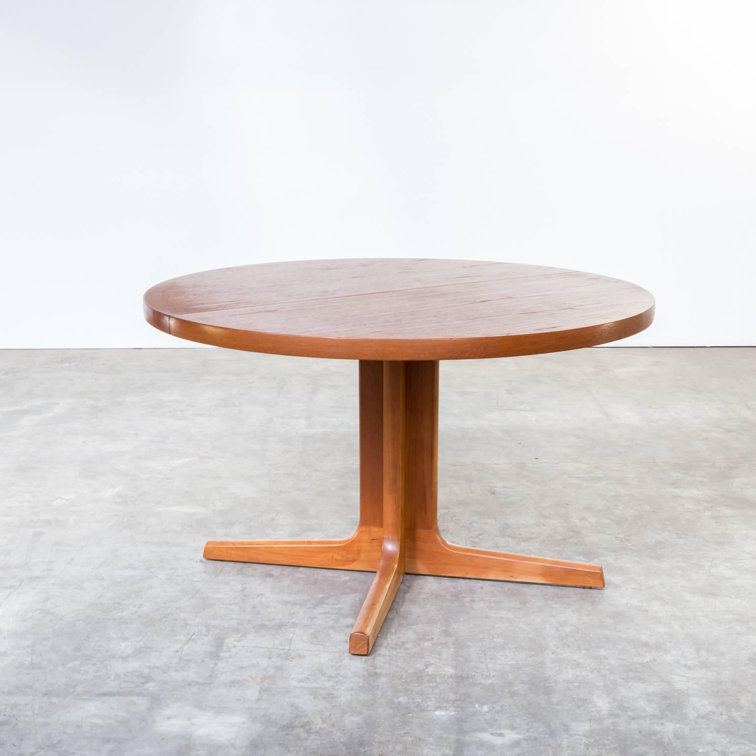 Danish 1960s Teak Oval Dining Table AM Mobler, Denmark