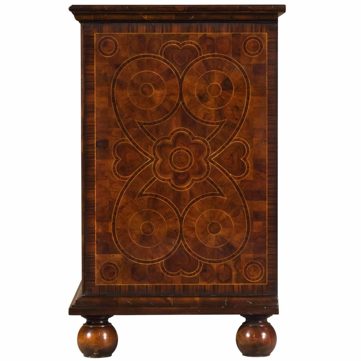 William and Mary Oyster Veneered Chest of Drawers For Sale