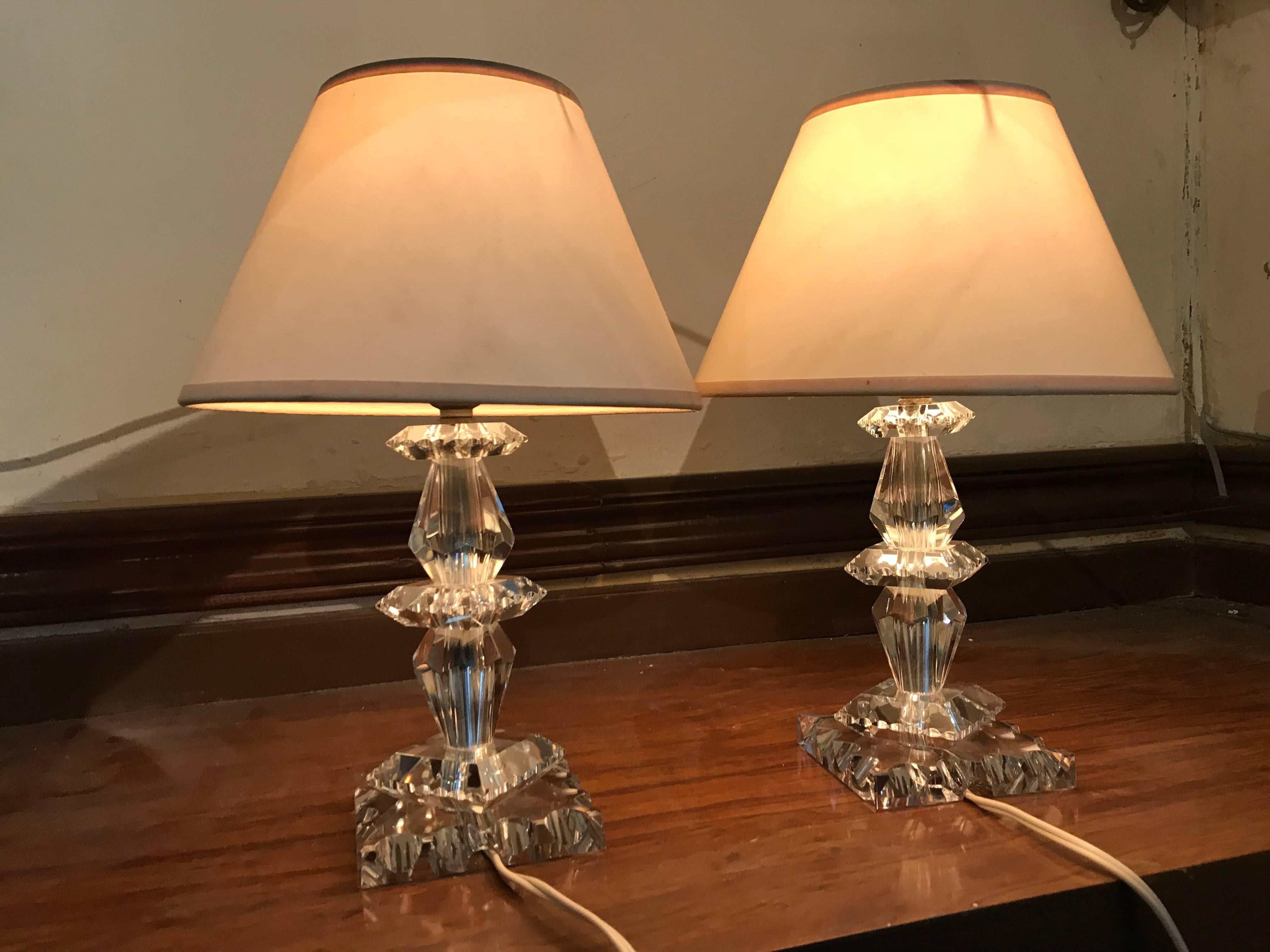 Hand-Crafted Pair of Art Deco Lamps by Baccarat, France circa 1940, Attr. to Jacques Adnet