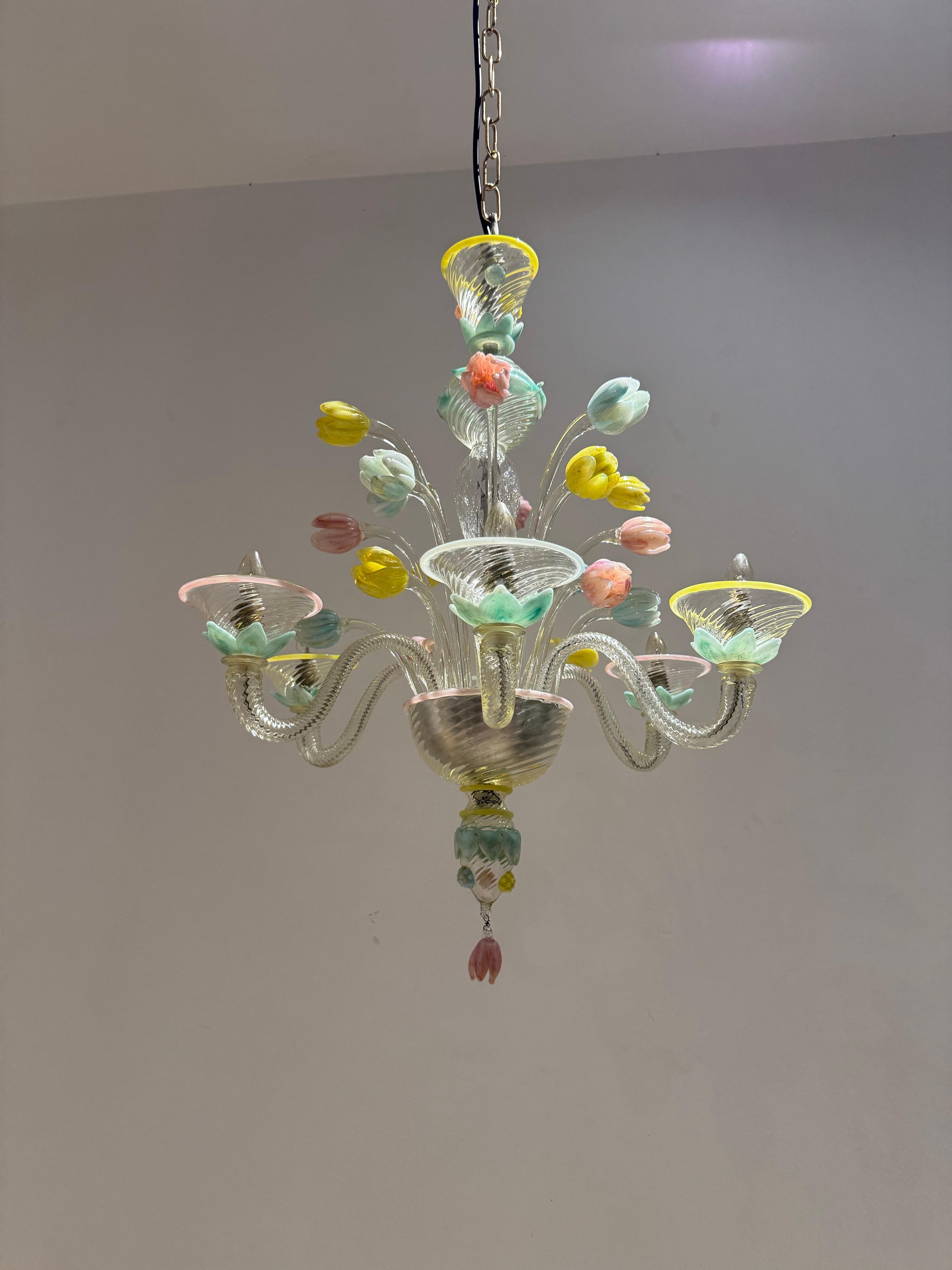 Murano Glass Chandelier with Tulips attributed to Seguso, Italy 1930s 7