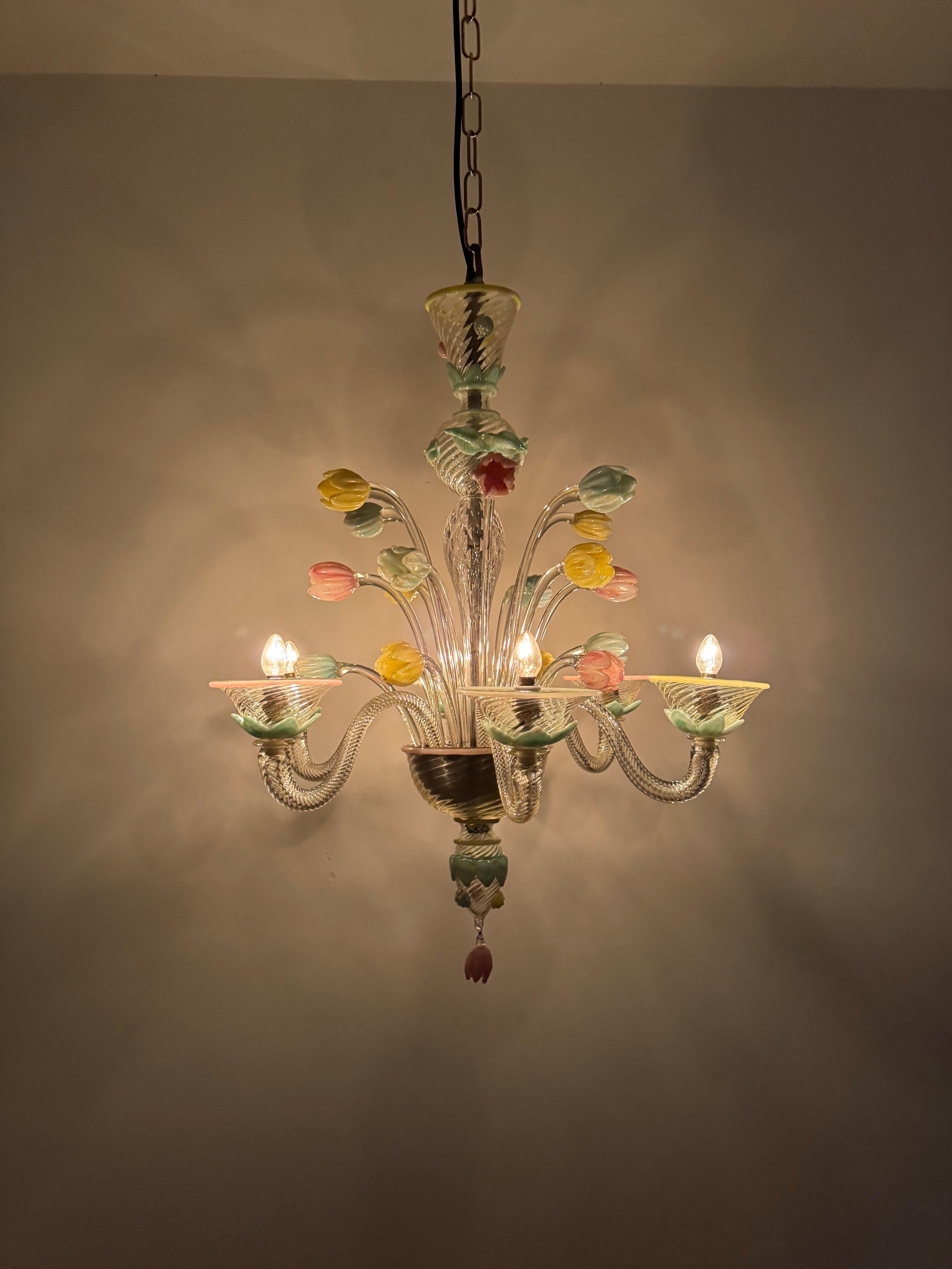 Murano Glass Chandelier with Tulips attributed to Seguso, Italy 1930s 9