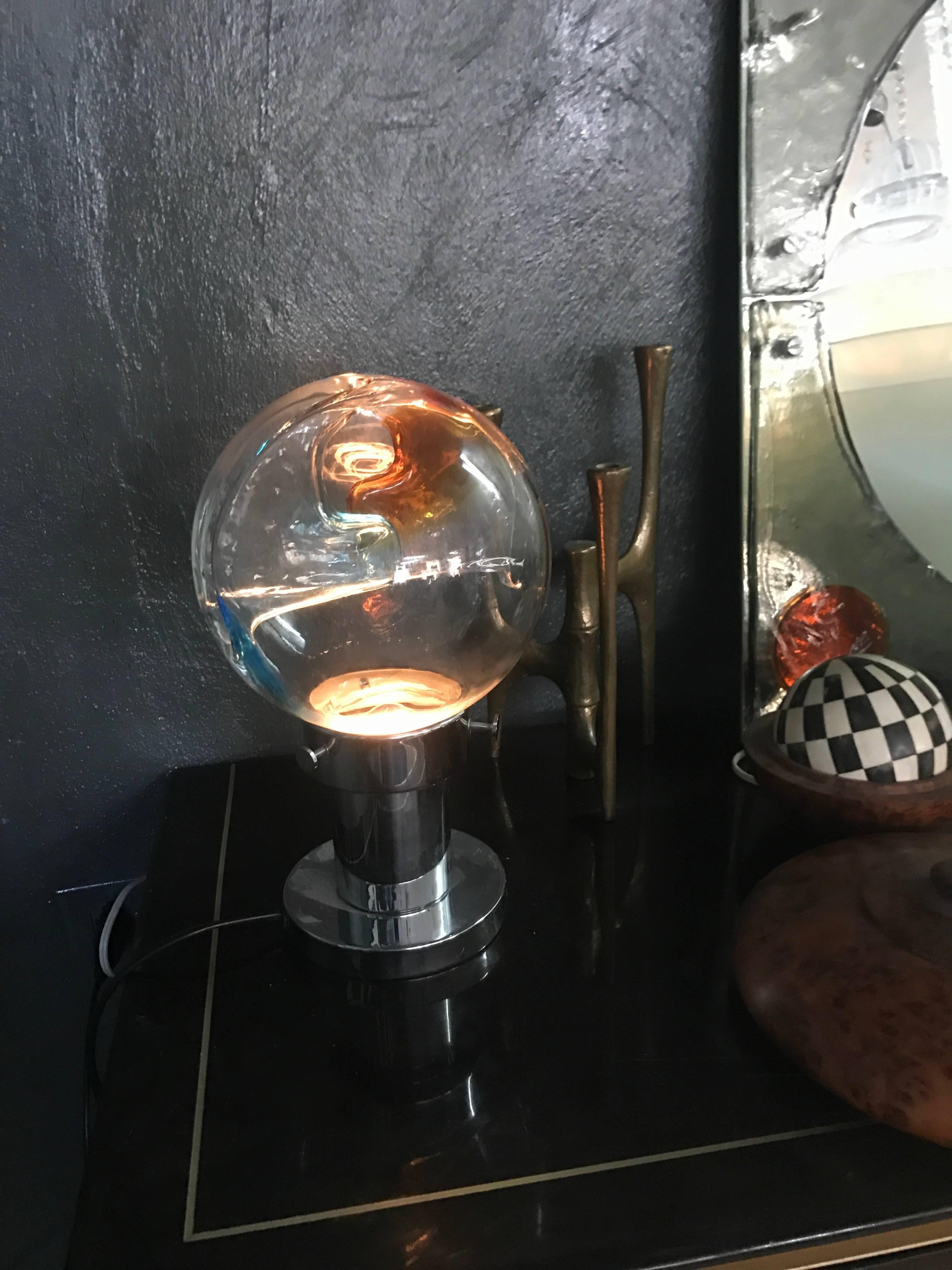 Mid-Century Modern Space Age Table Lamp by Toni Zuccheri for Venini, circa 1960 in Murano Glass For Sale