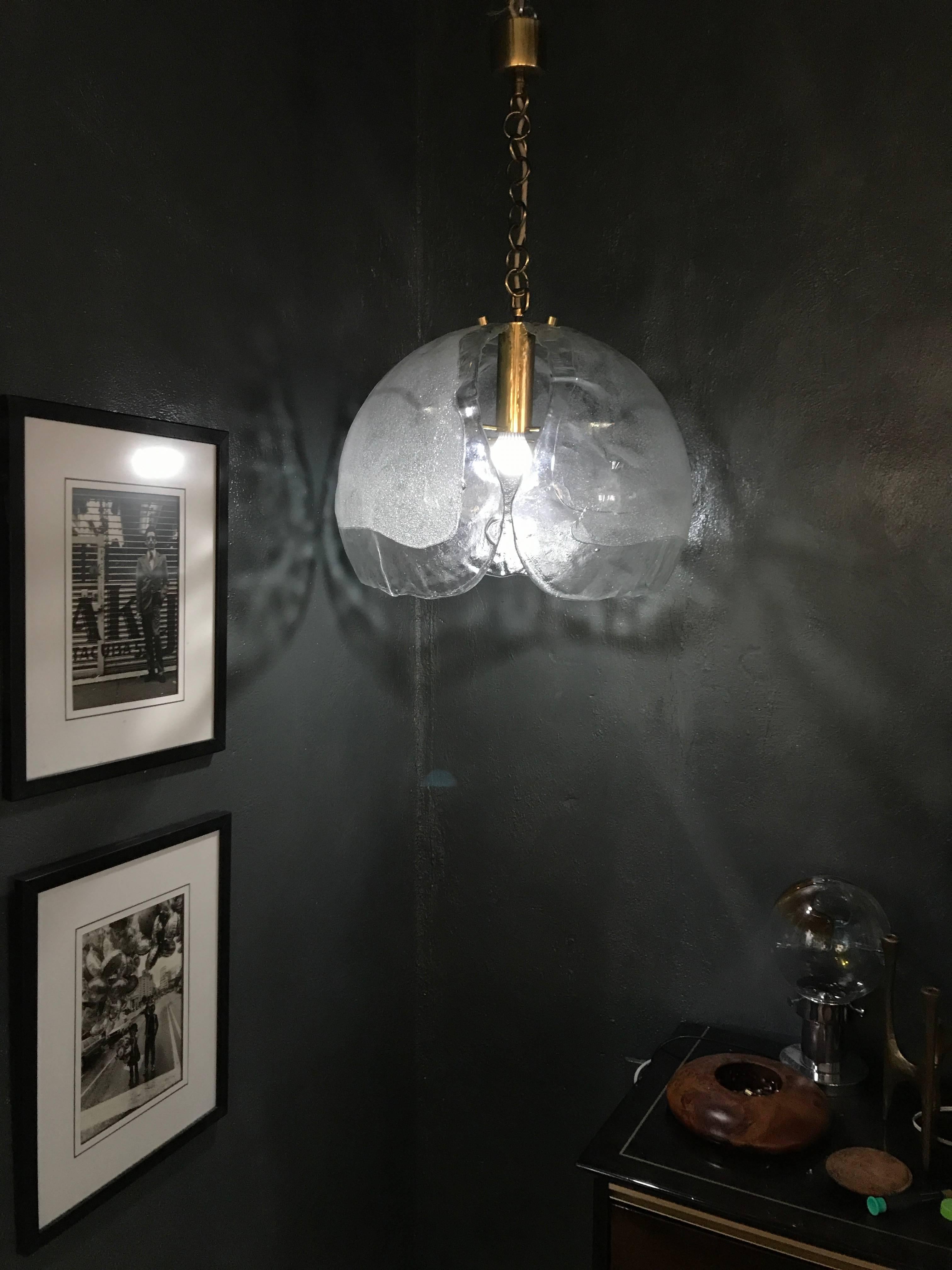 Tedesco Lampadario moderno di metà secolo Kaiser Leuchten con vetro Mazzega in vendita