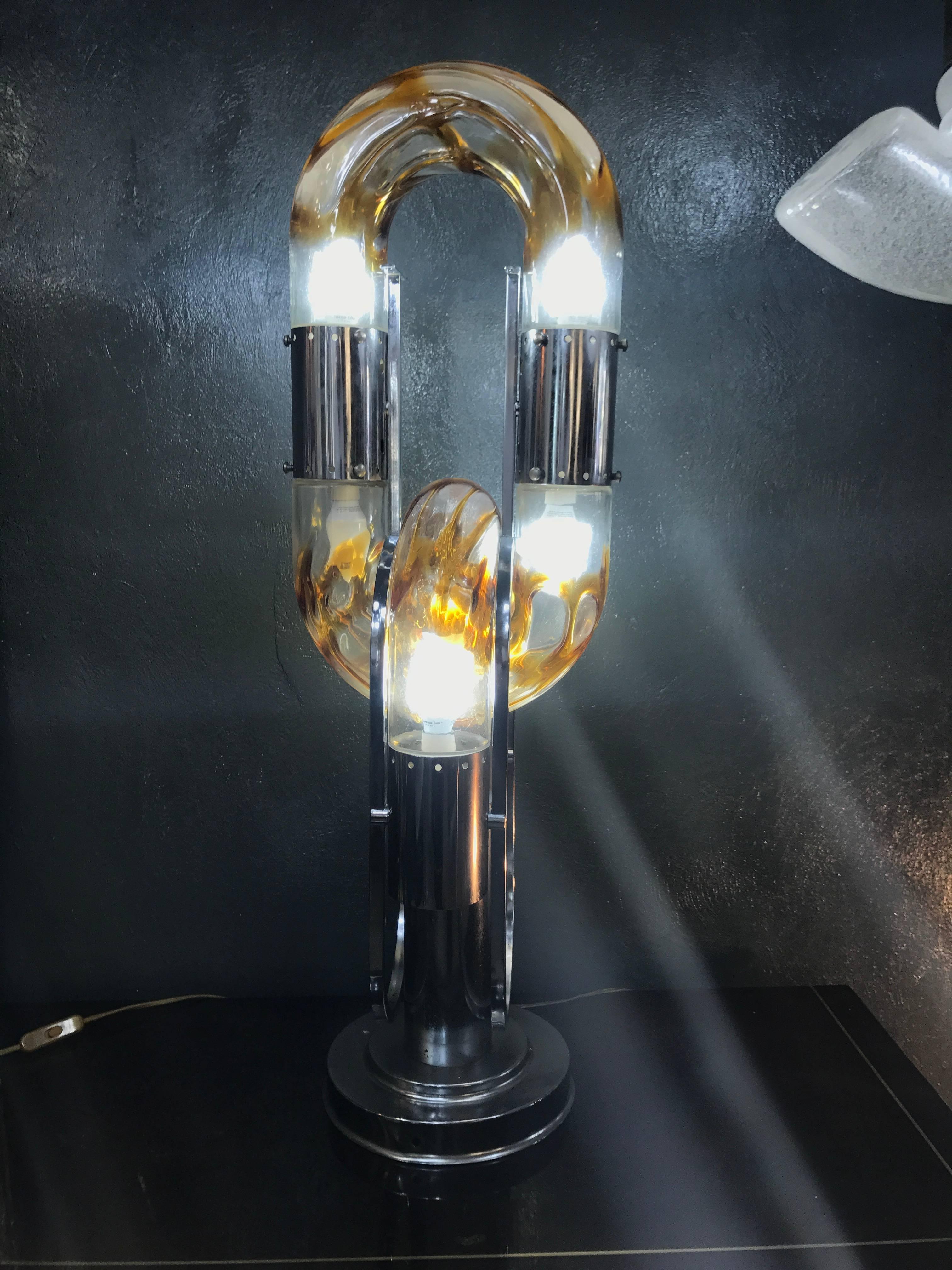 Space Age six-light table lamp designed by Aldo Nason, circa 1970 in Murano clear and amber colored glass and chrome base.
It can also be converted into a chandelier if desired.