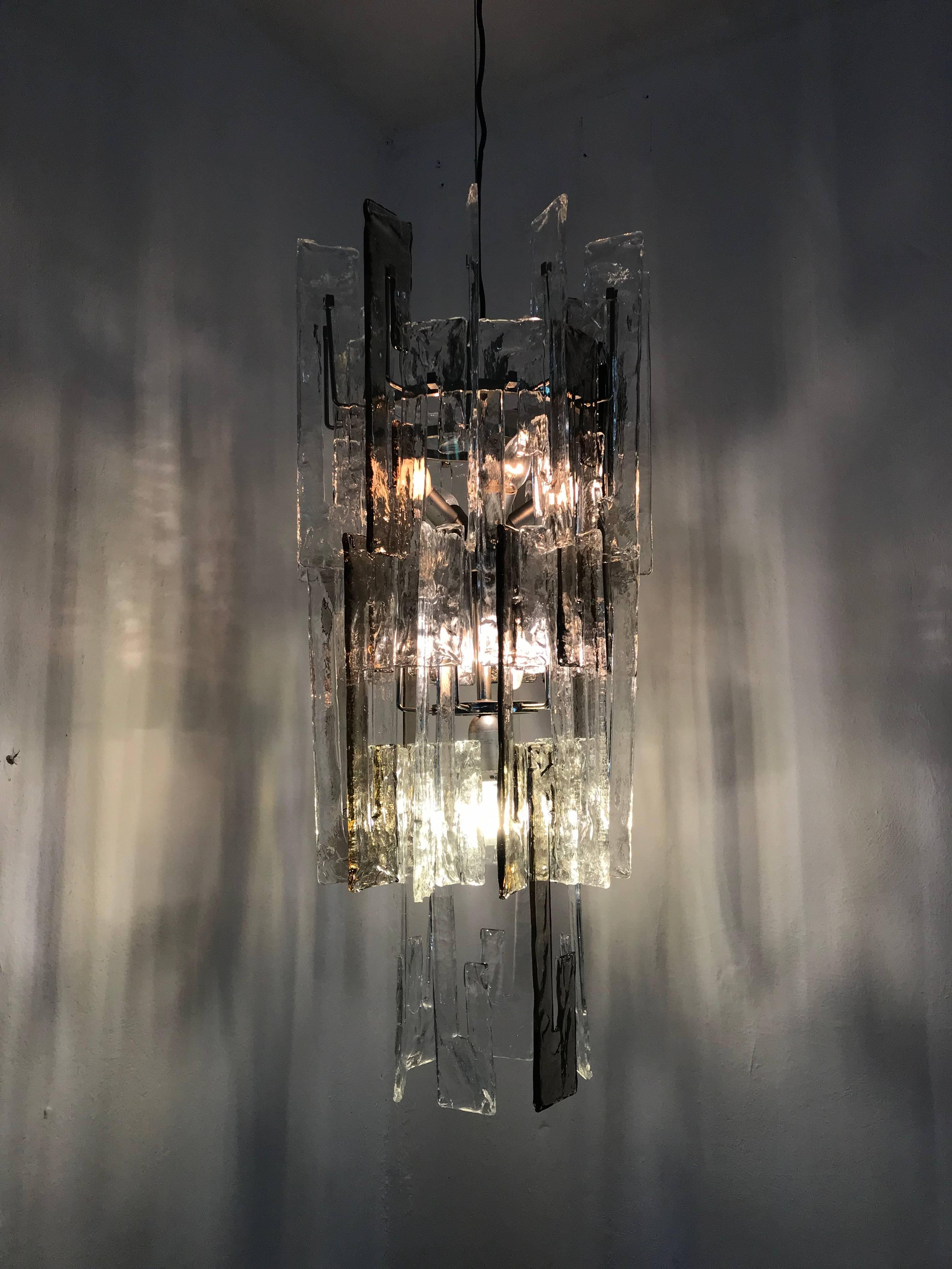 Italian Mid-Century Modern Chandelier by Carlo Nason for Mazzega, circa 1960