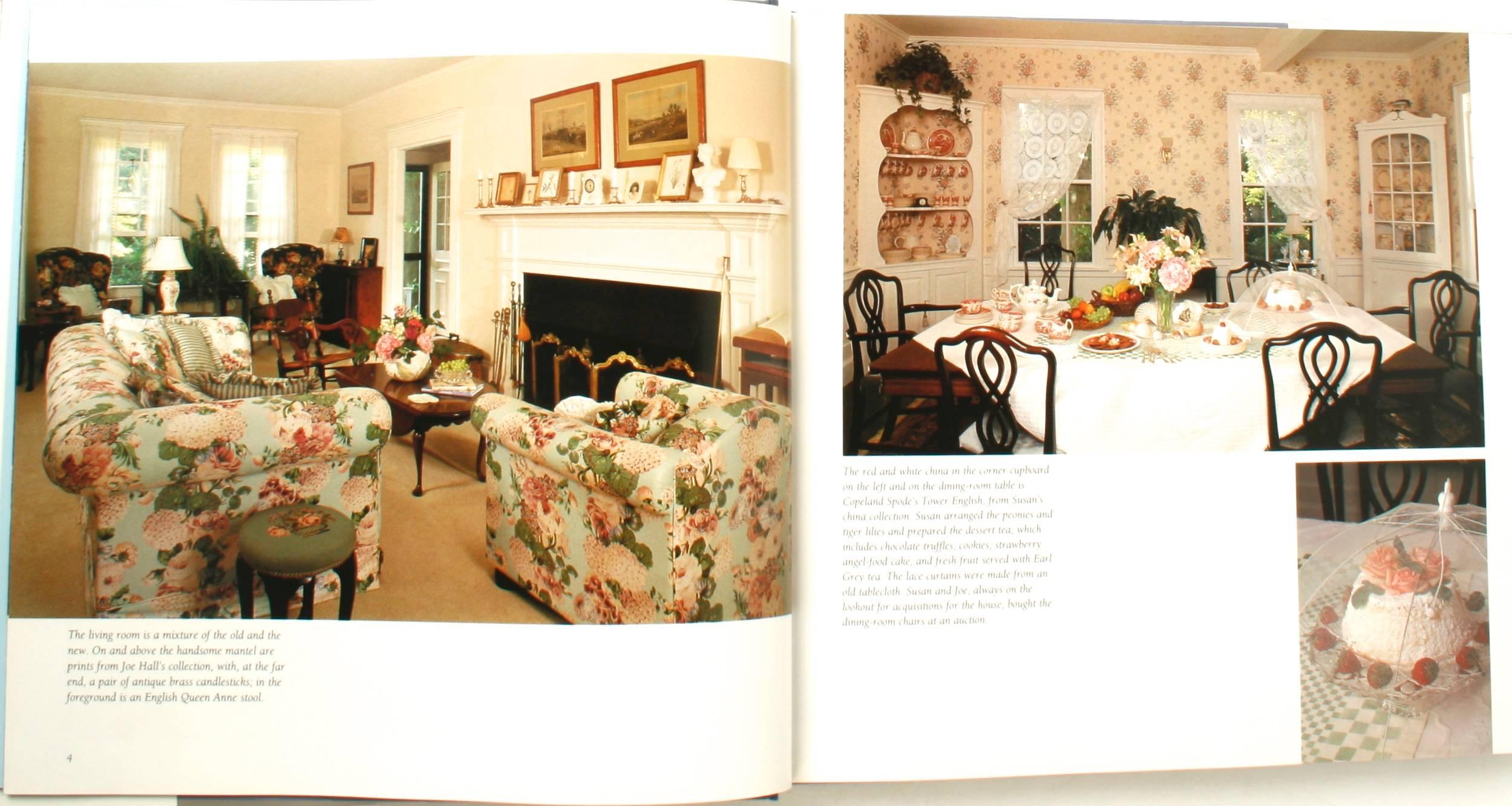 Martha' Vineyard Houses and Gardens, First Edition In Good Condition For Sale In valatie, NY
