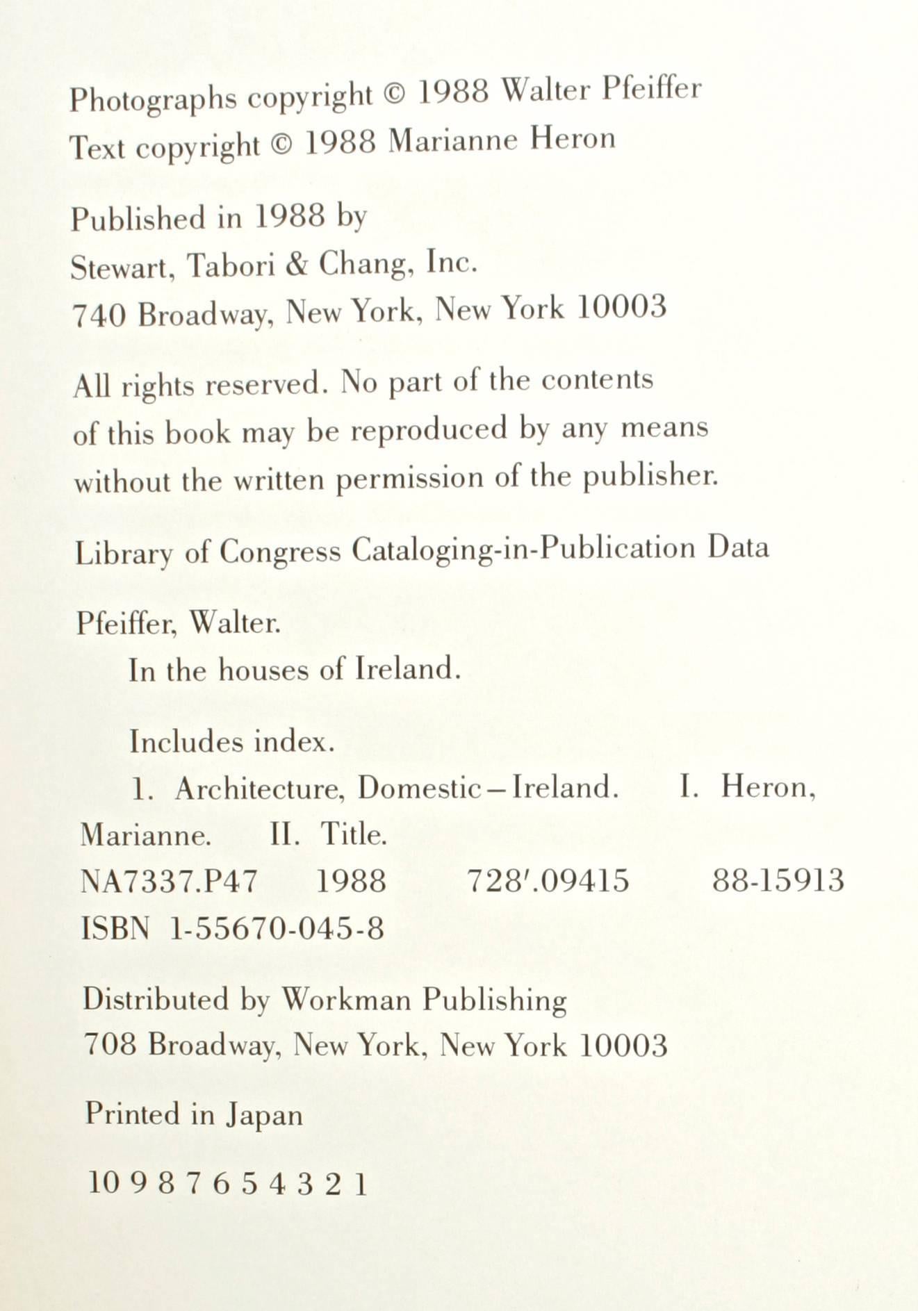 « In The Houses of Ireland » (Les maisons d' Irlande), première édition en vente 4