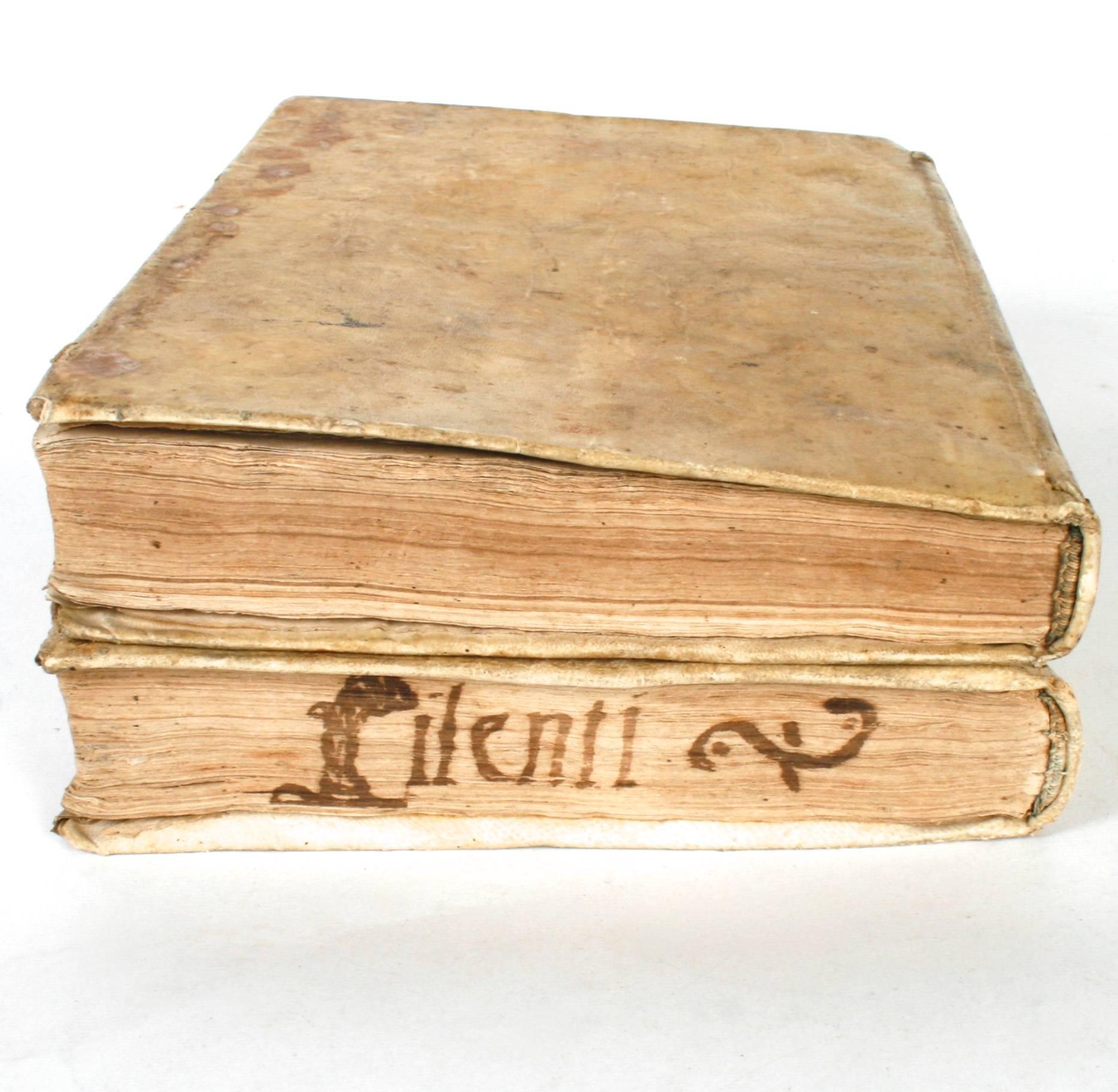 Ensemble de trois livres de service Vellum Sunday du 18e siècle Abîmé - En vente à valatie, NY