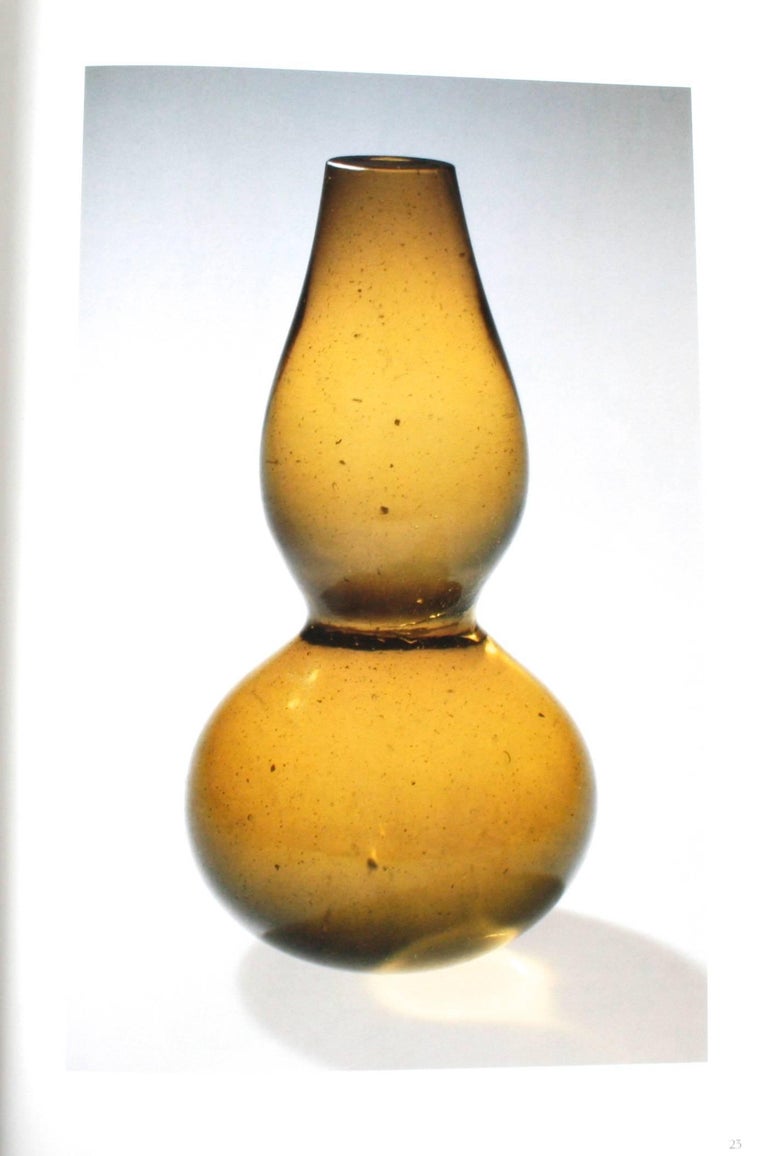 Exhibition Catalogue of Chinese Glass from the Hope Danby Collection For Sale 2