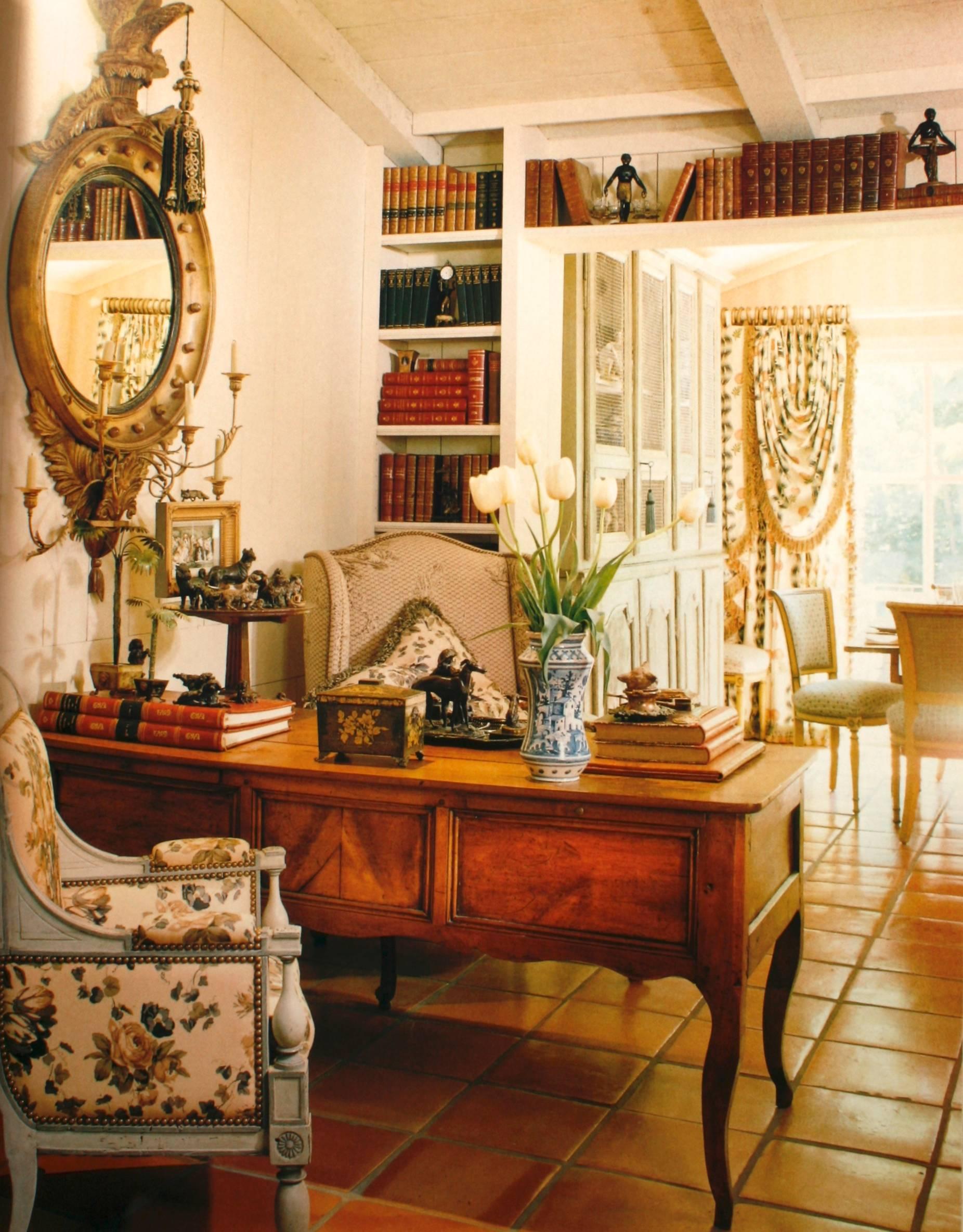 Signature Style, Creating Beautiful Interiors, First Edition In Good Condition In valatie, NY
