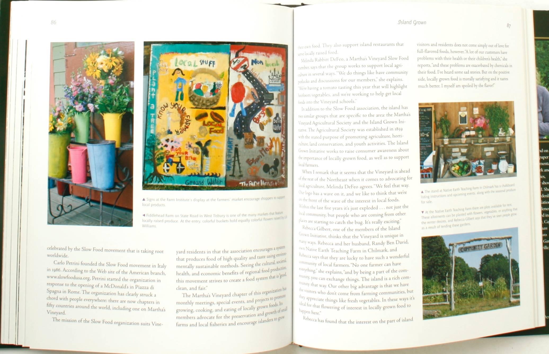 Martha Garden Lover's Martha's Vineyard von C.L. nari, Erstausgabe (21. Jahrhundert und zeitgenössisch) im Angebot