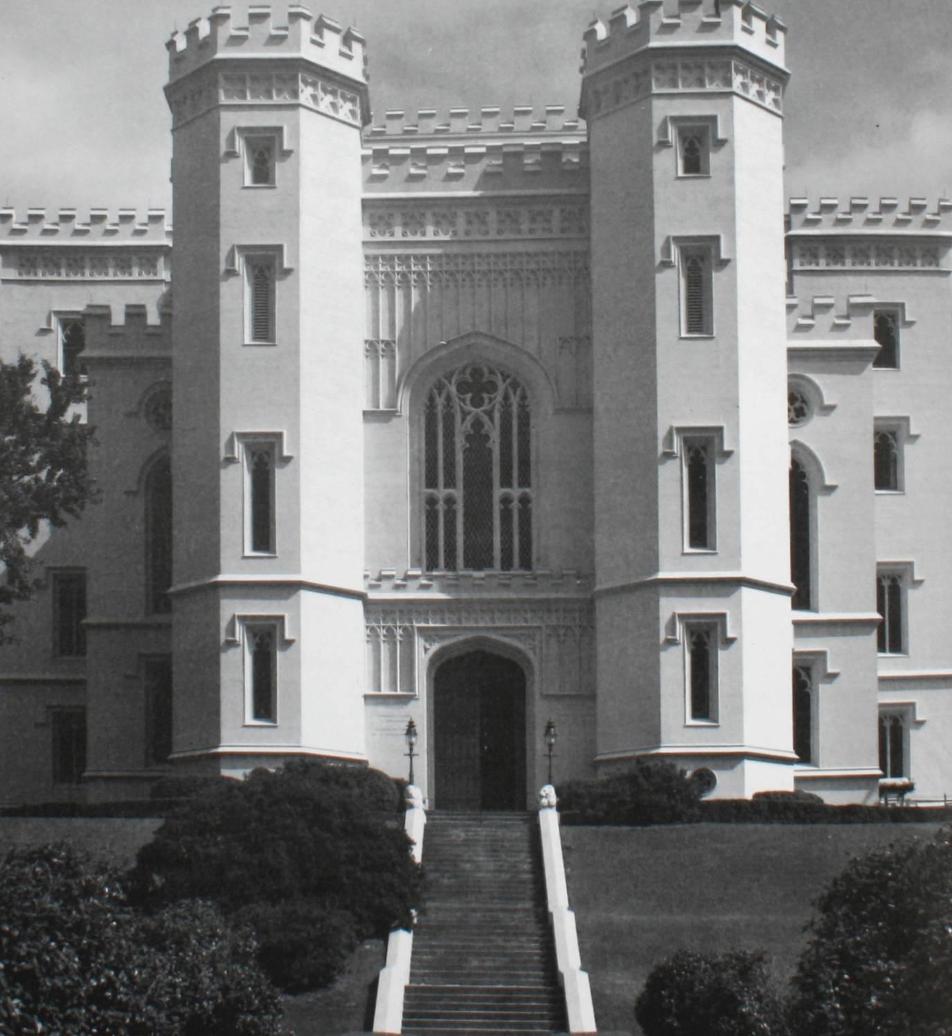 Late 20th Century Architecture of the Old South: Louisiana by Mills Lane, First Edition