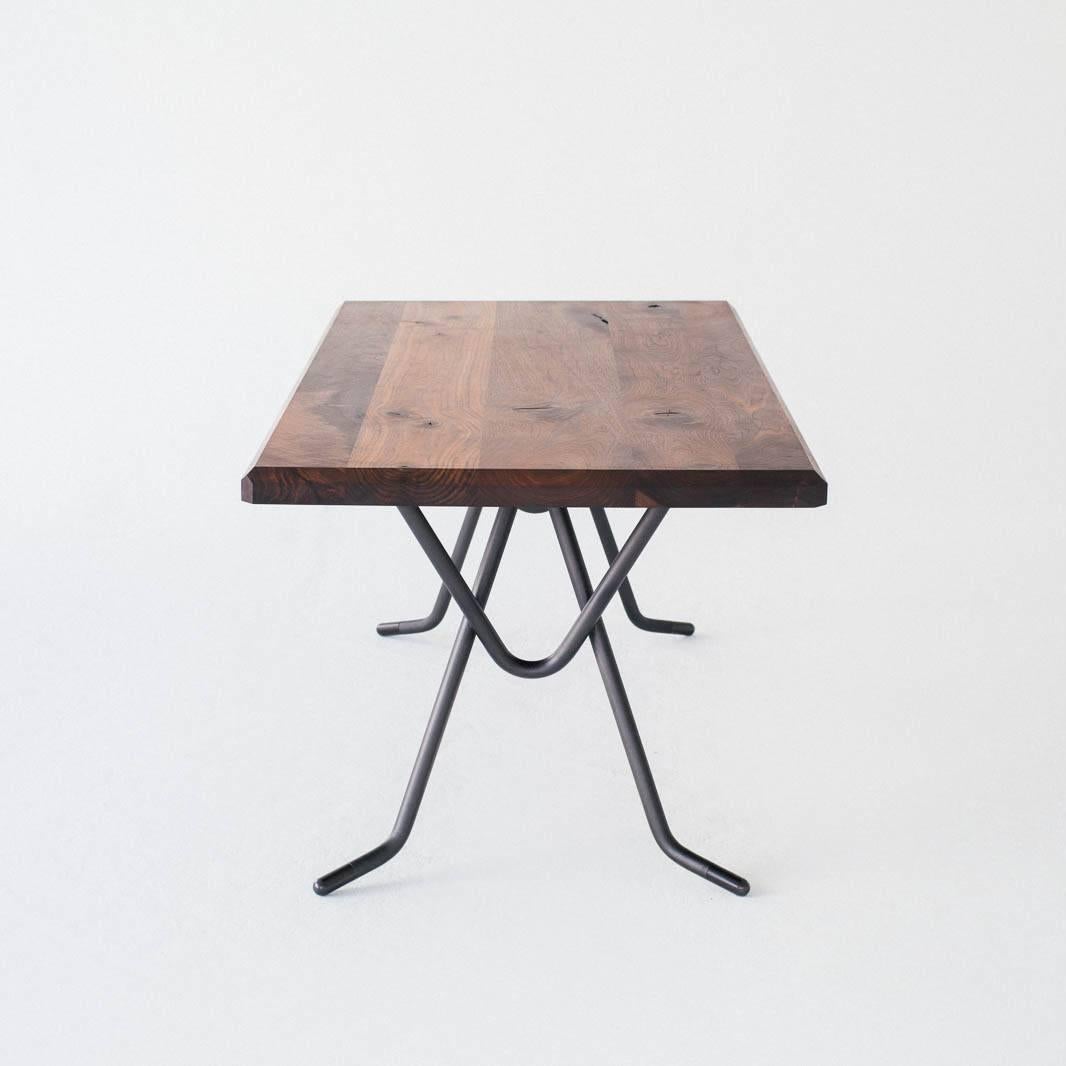 An eloquent and substantial platform, the Mandelbrot tabletop sits on top of the minimal Heldon table base. It features a two and a quarter inch thick top, sure to give solid and stable support whether scaled to any shape or size. With signature