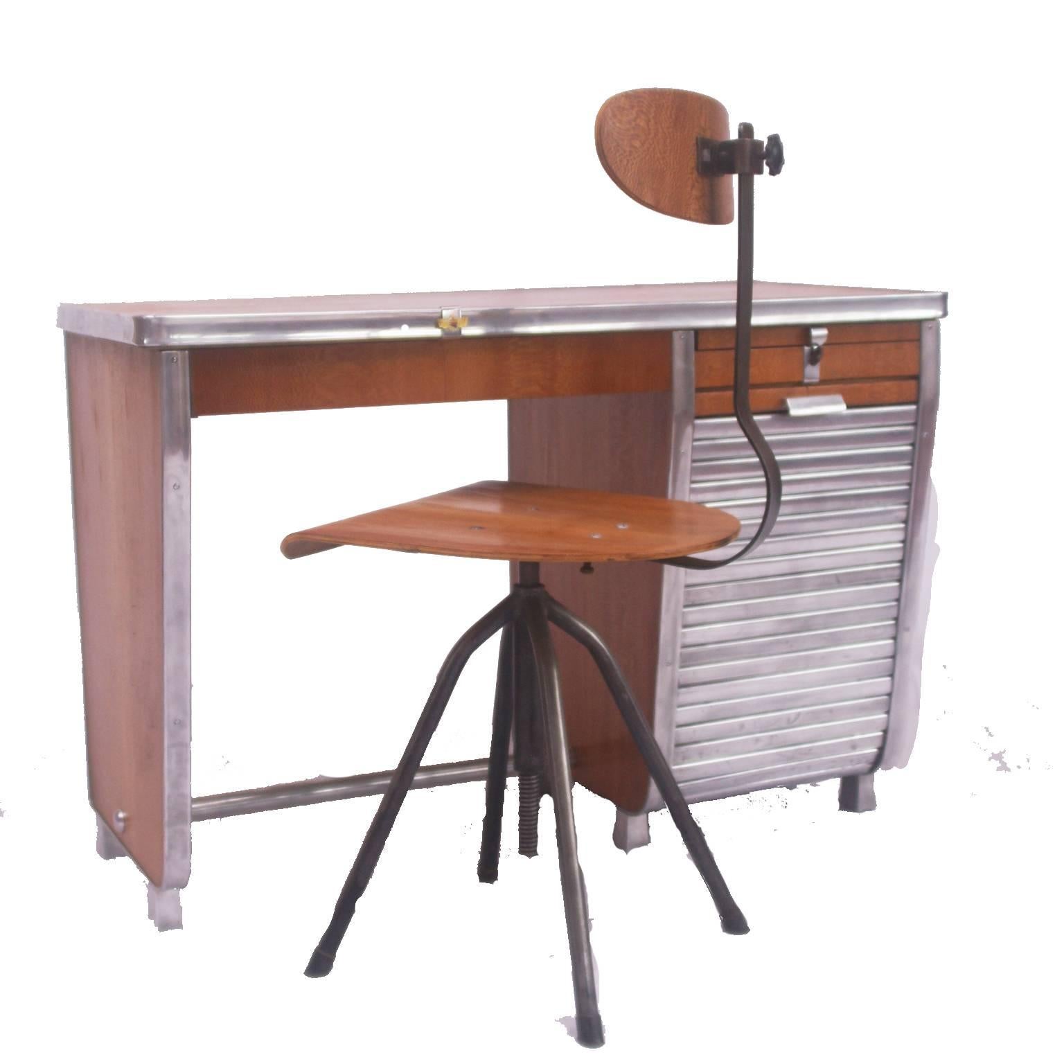 1960s Art Deco Style Roller Front Airline Desk and Chair For Sale 1