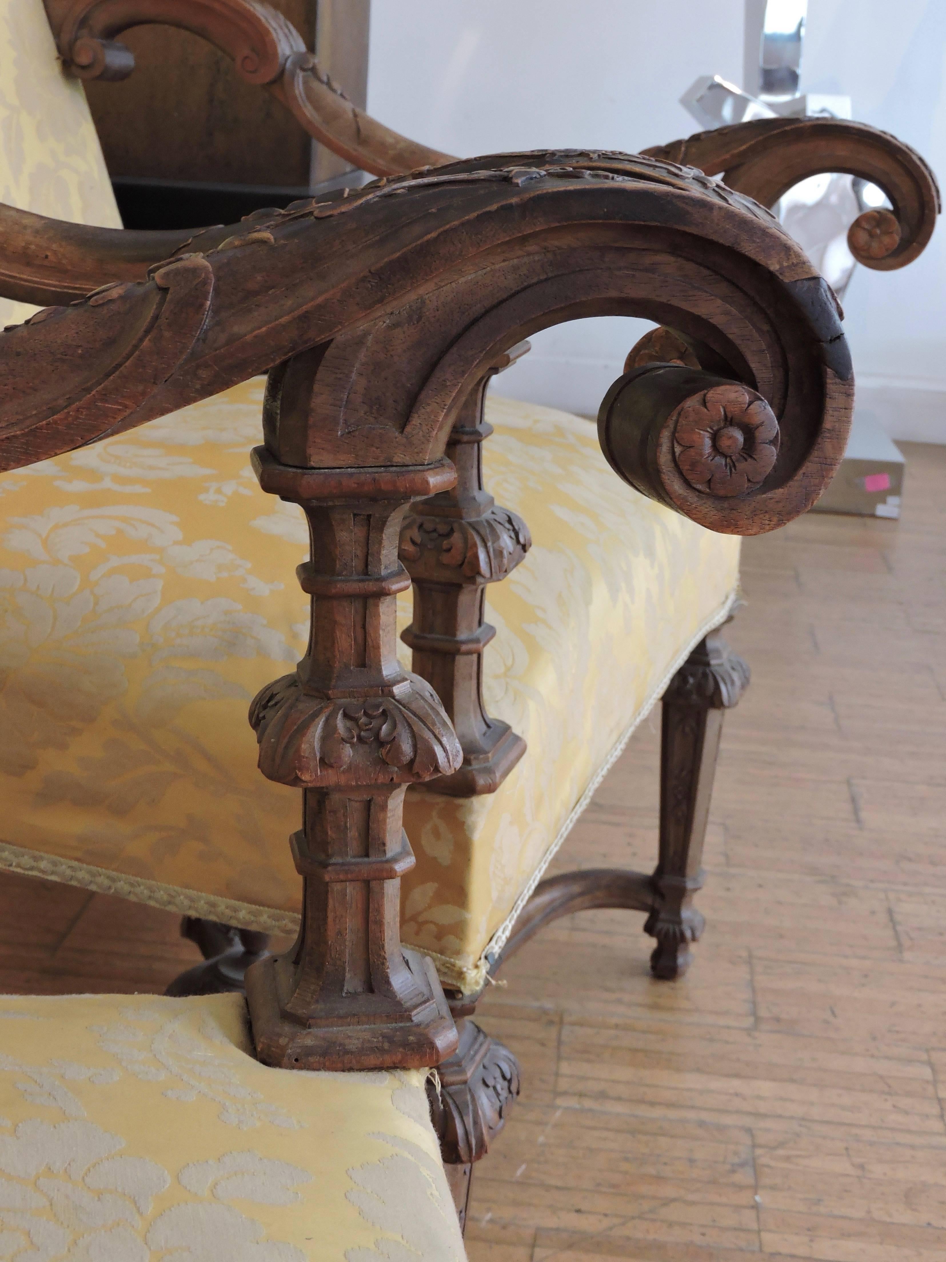 Hand-Carved Large Pair of Régence Style 19th Century Beechwood and Oak Armchairs