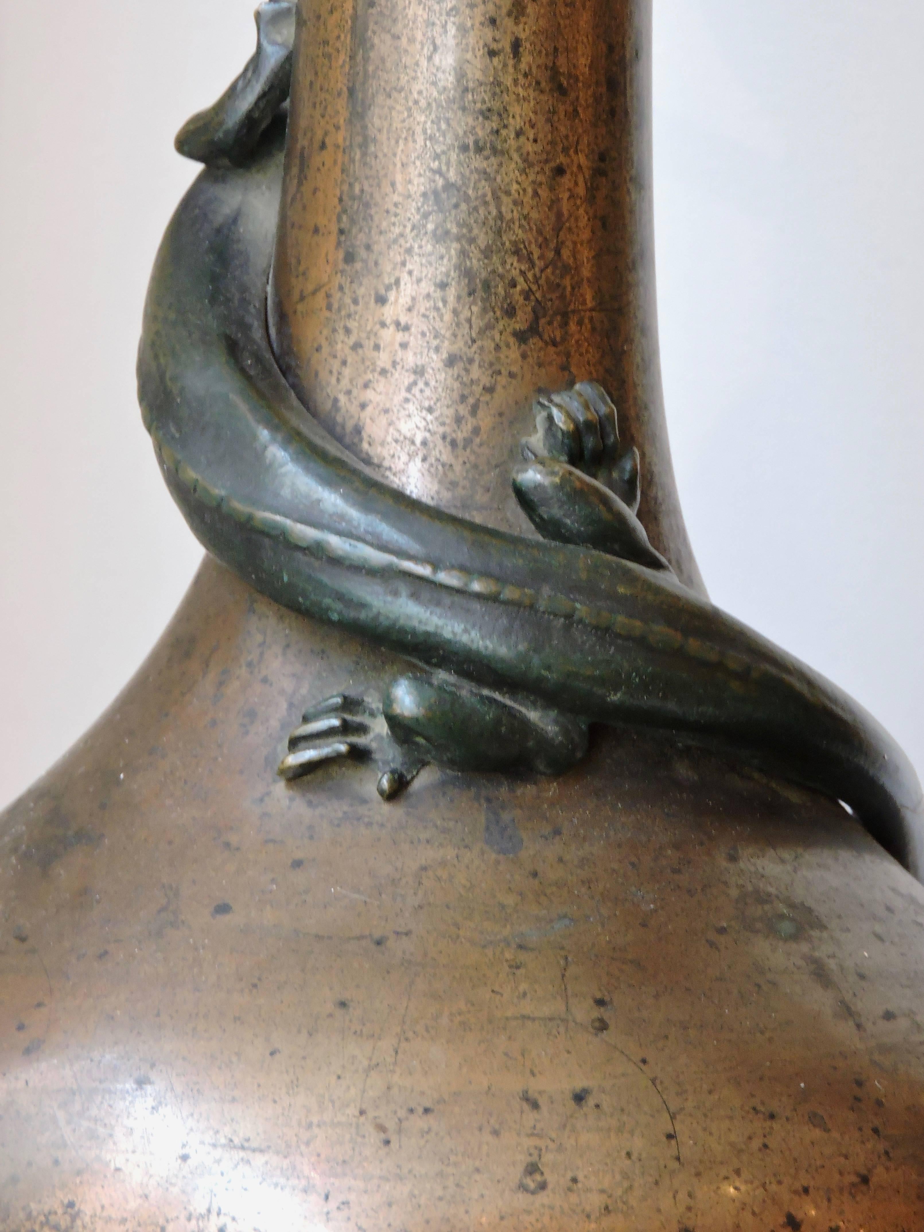 Pair of Golden Brown and Green Patina Bronze Japonisme Lamps with Lizards 1