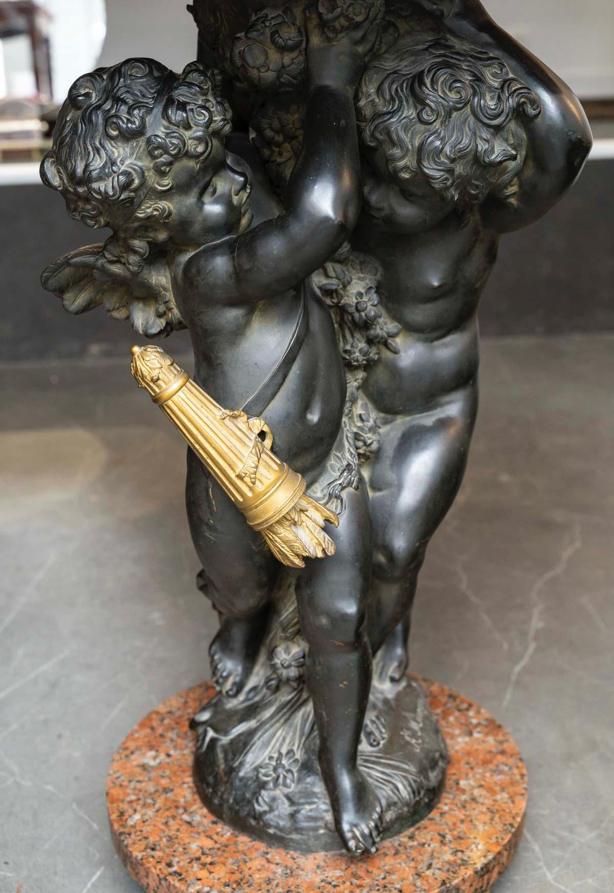 Bronze Cupidon et Psyché, un Auguste Moreau (1834-1917)  Groupe en bronze Guéridon, 1884 en vente