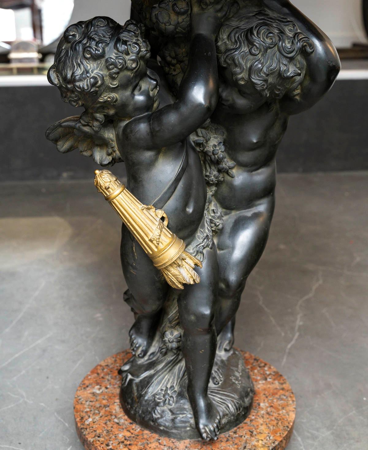 Cupidon et Psyché, un Auguste Moreau (1834-1917)  Groupe en bronze Guéridon, 1884 en vente 3